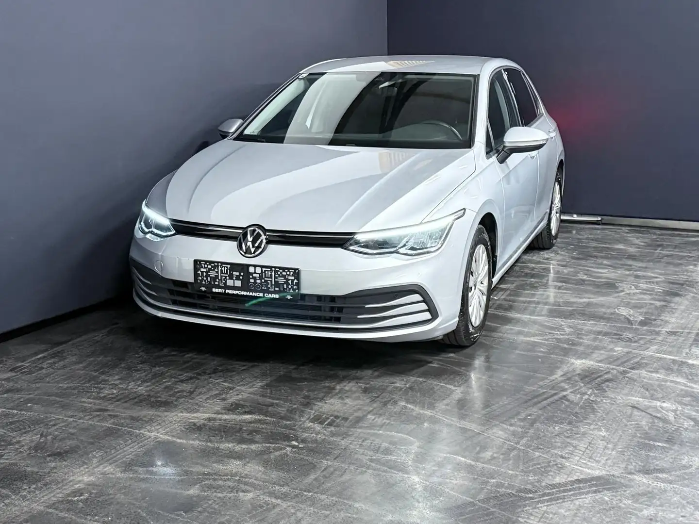 Volkswagen Golf Basis Grau - 2