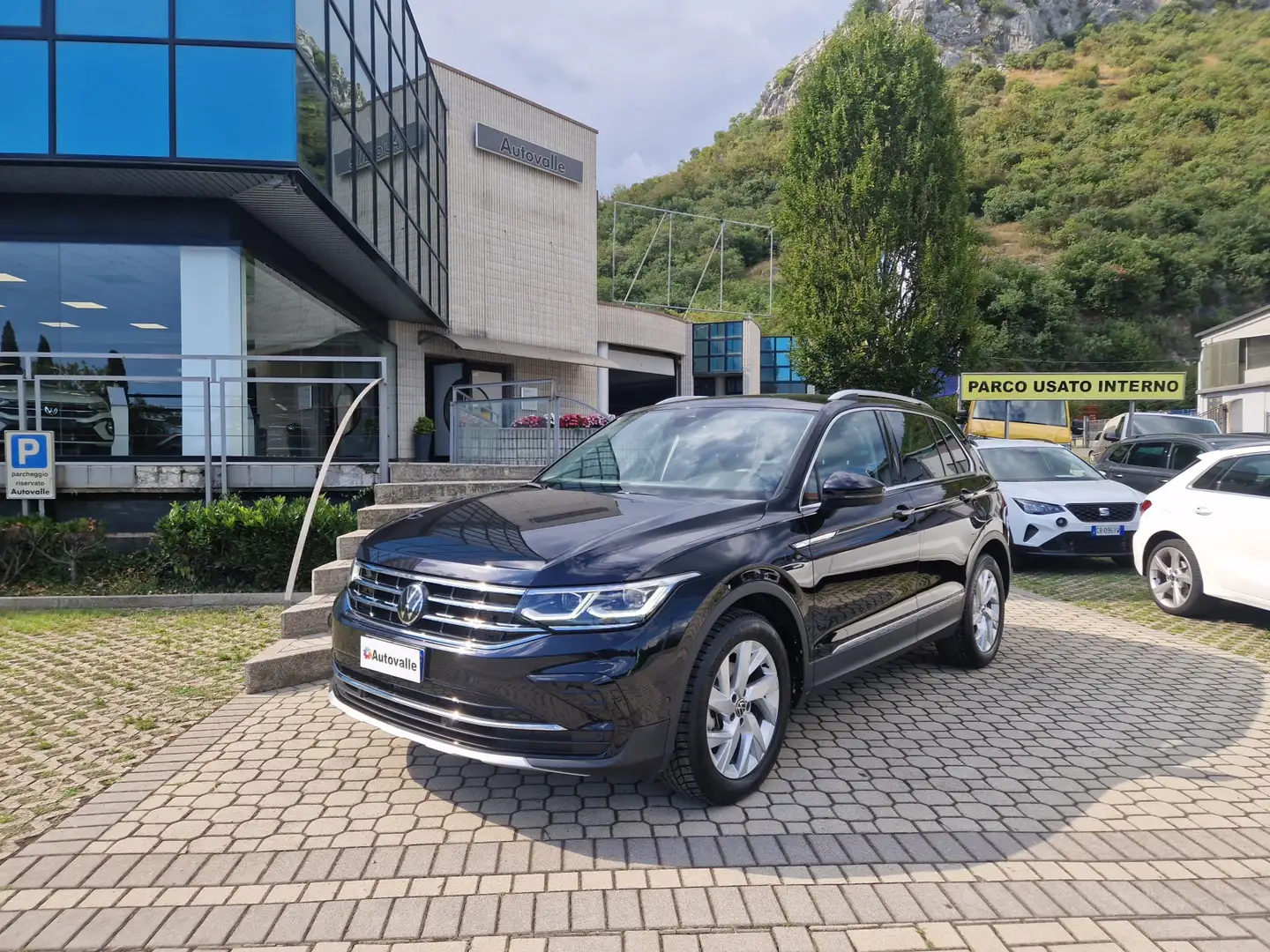 Volkswagen Tiguan 2.0 TDI 150 CV SCR DSG Elegance Noir - 1