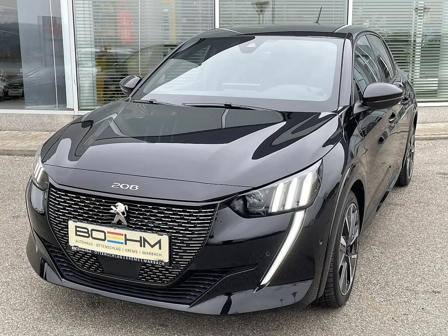Peugeot 208 GT PureTech 130 S&S EAT8 Aut. Schwarz - 1