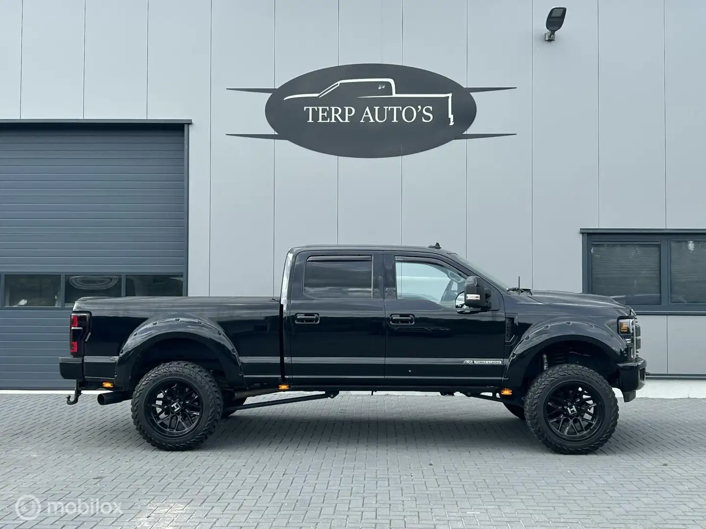 Ford F 250 USA 6.7 V8 Powerstroke Diesel | 4X4 | BDS/Fox Lift Negru - 2