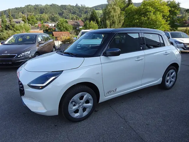 Suzuki Swift 1,2 Hybrid Allgrip Shine,"FAHRZEUG BEFINDET SIC...