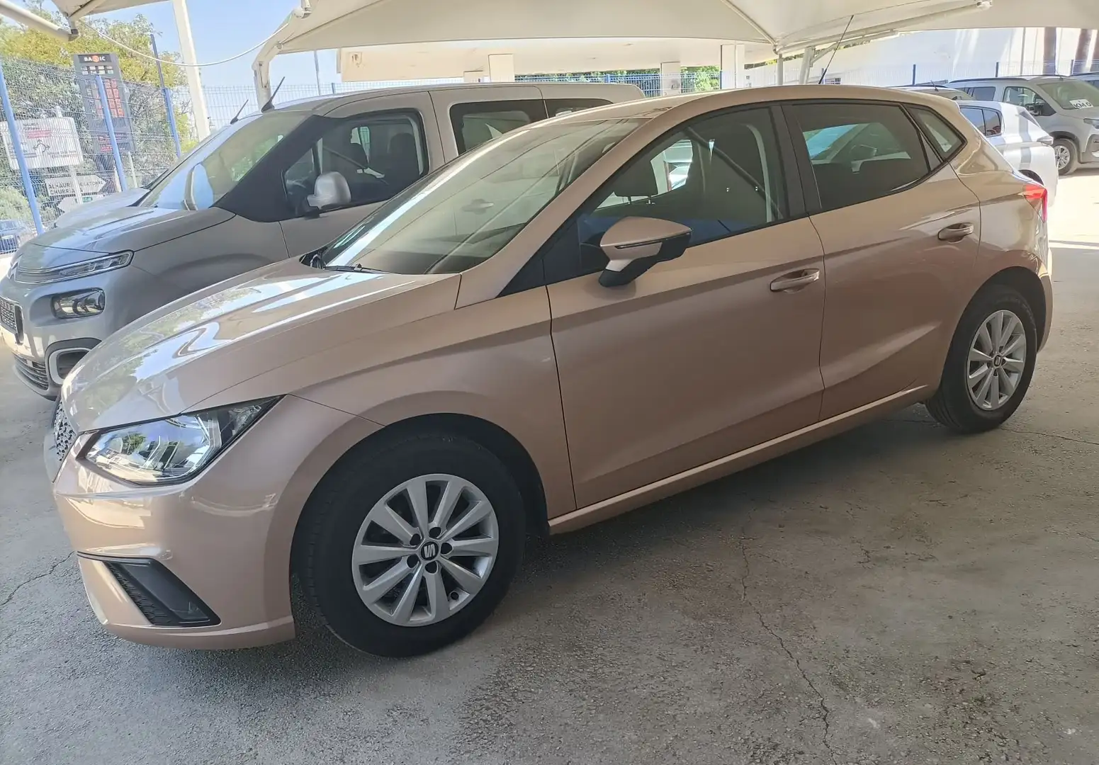 SEAT Ibiza 1.0 EcoTSI 95 CV Amarillo - 1