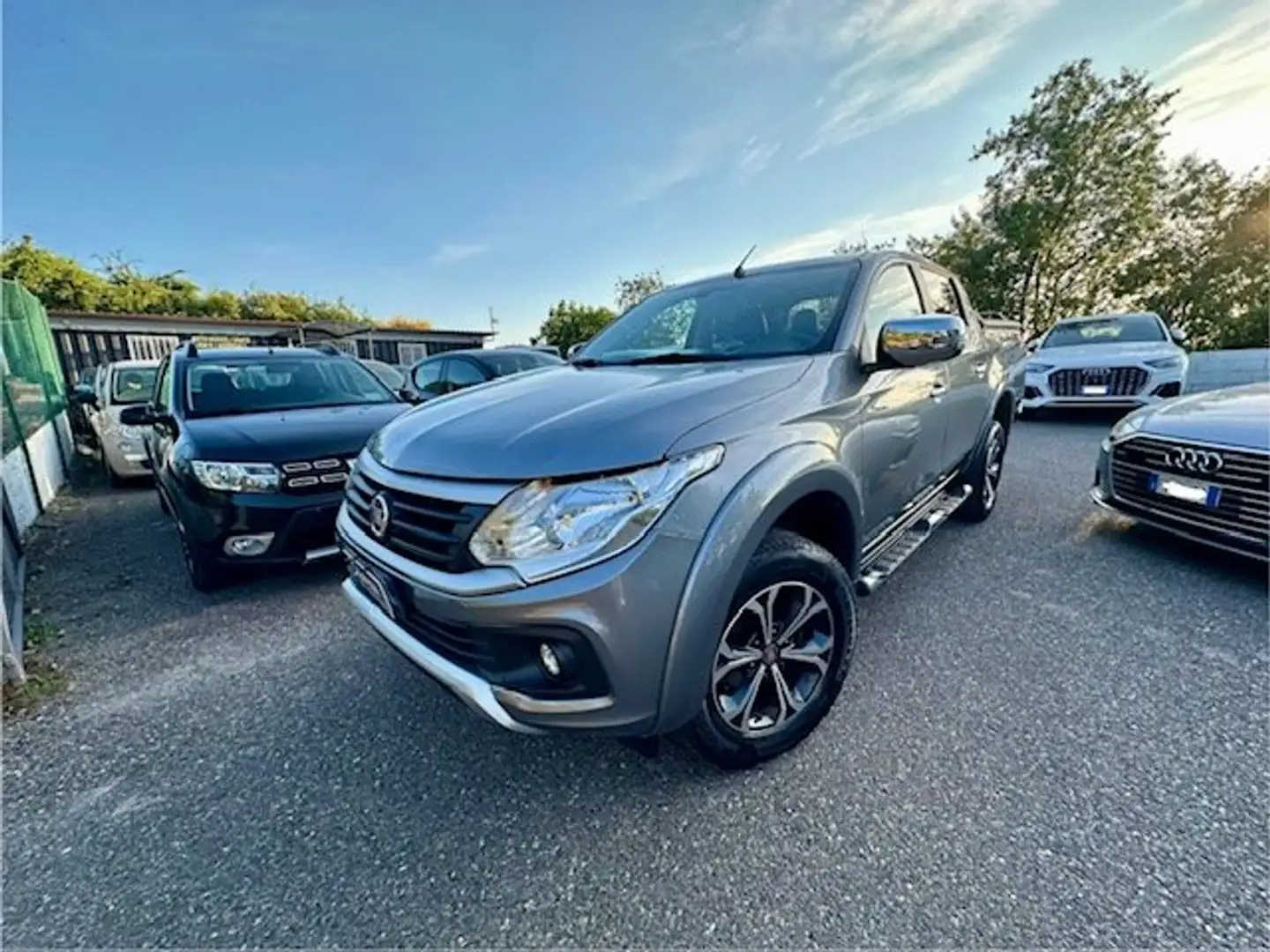 Fiat Fullback 2.4 doppia cabina LX 4wd 180cv Gri - 1