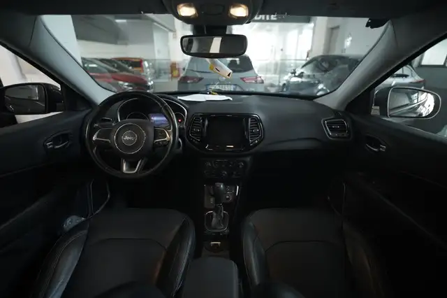 Jeep Compass view 5