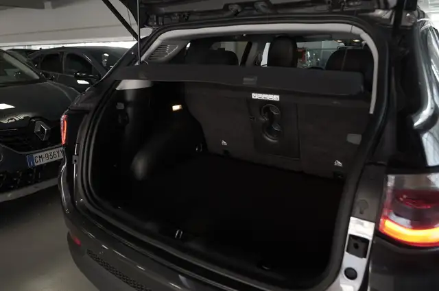 Jeep Compass view 14