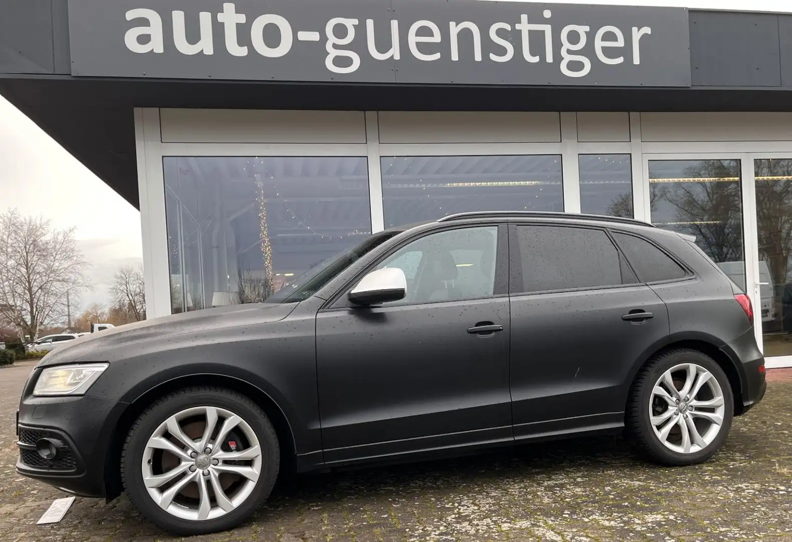 Audi SQ5 3.0 TDI quattro, 1.Hand, ATM, unfallfrei Schwarz - 1