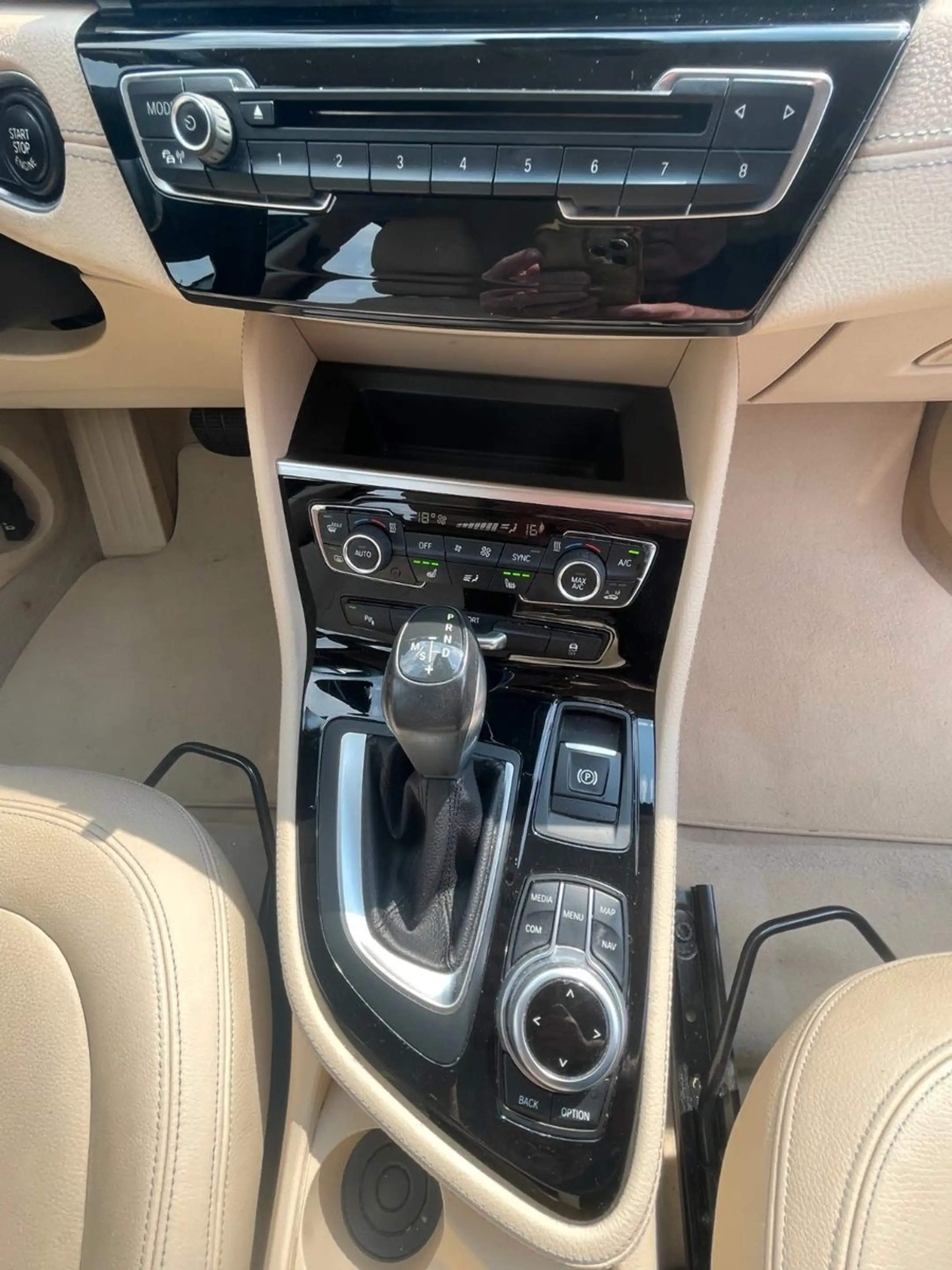 BMW 220 iA Gran Tourer Luxury Line*Leder*Navi*AHK*LED — photo 18