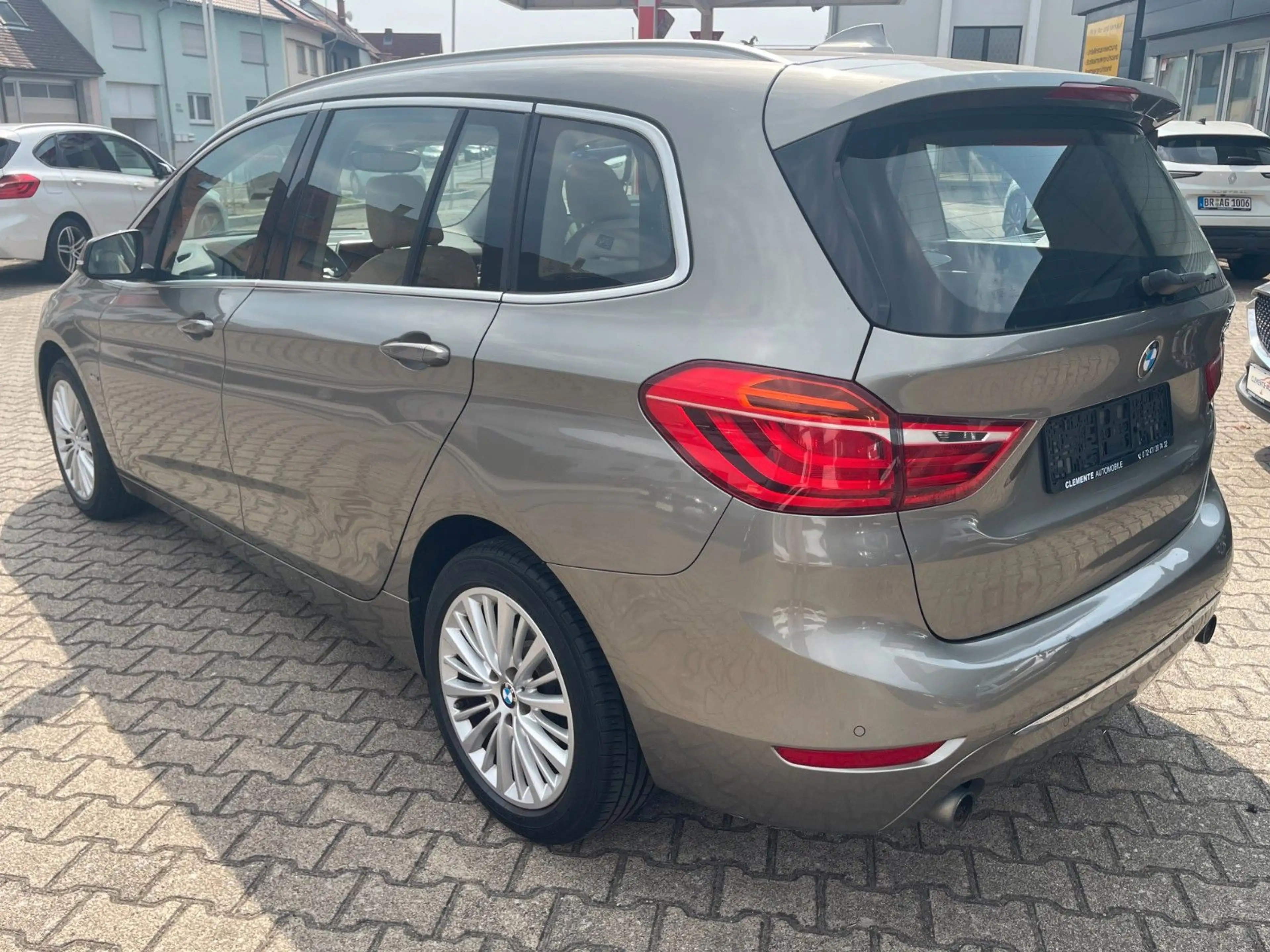 BMW 220 iA Gran Tourer Luxury Line*Leder*Navi*AHK*LED — photo 28