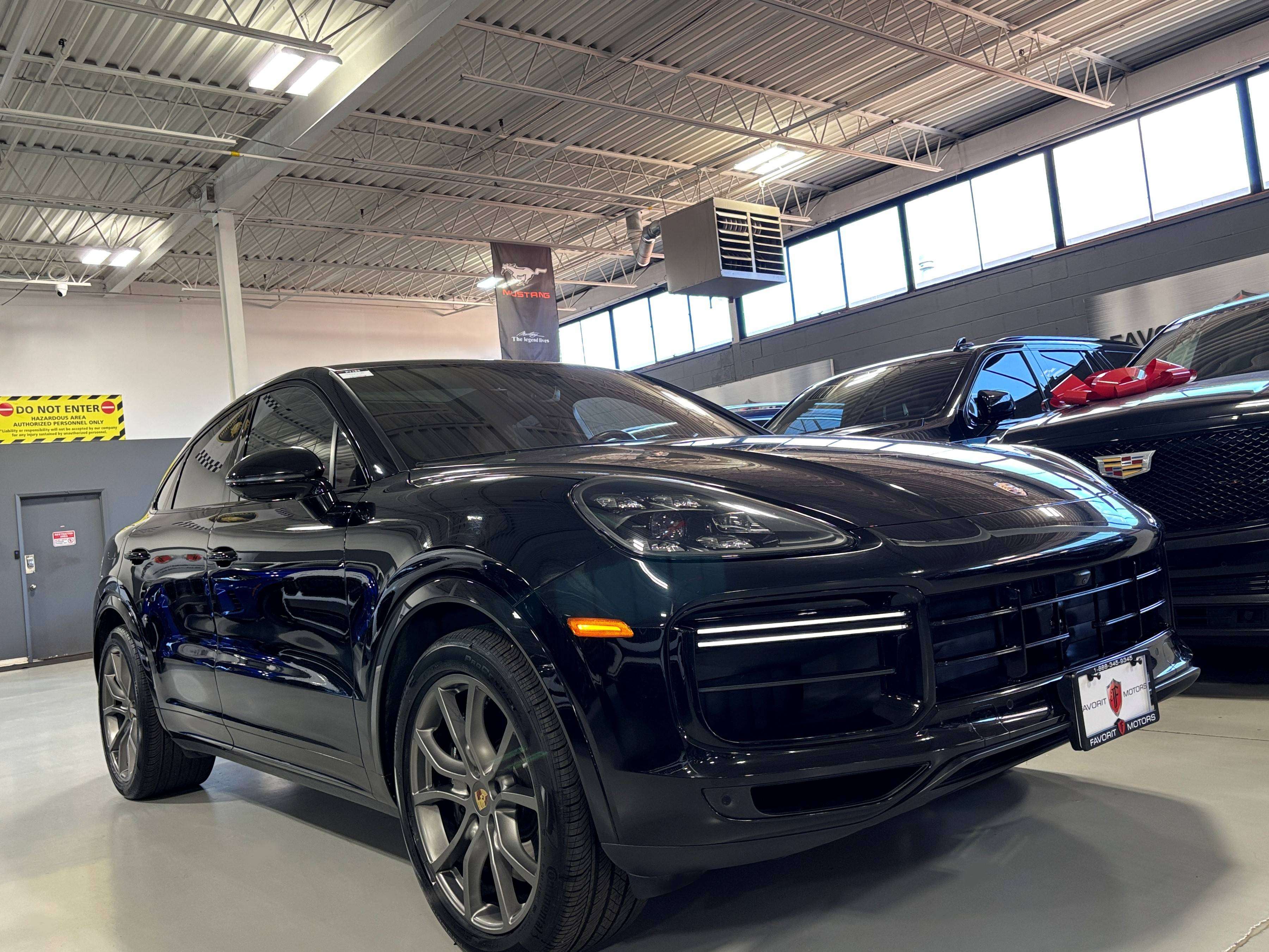 2023 Porsche Cayenne Coupe Turbo