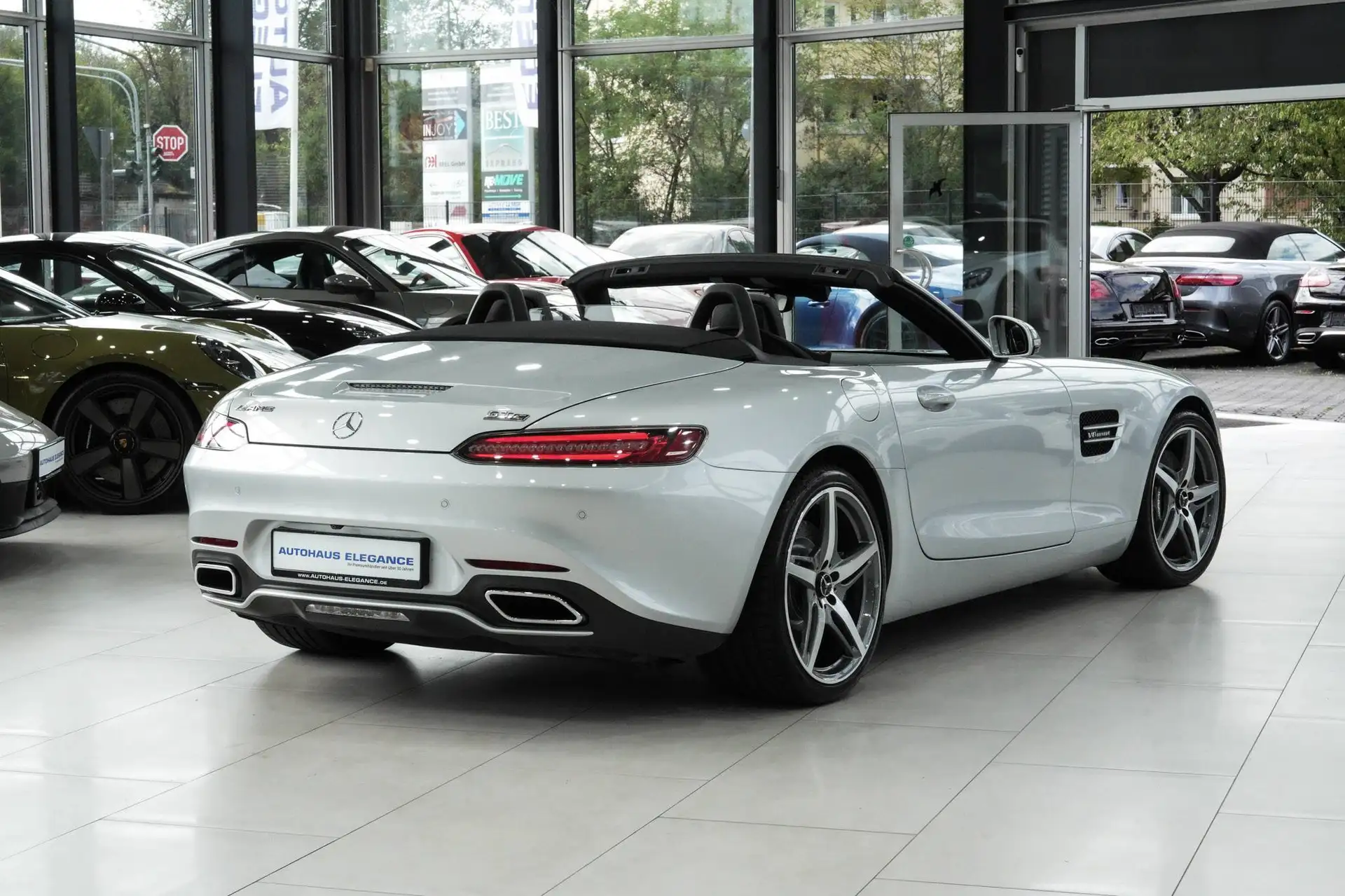Mercedes-Benz AMG GT AMG GT 2017 화이트 사진 2