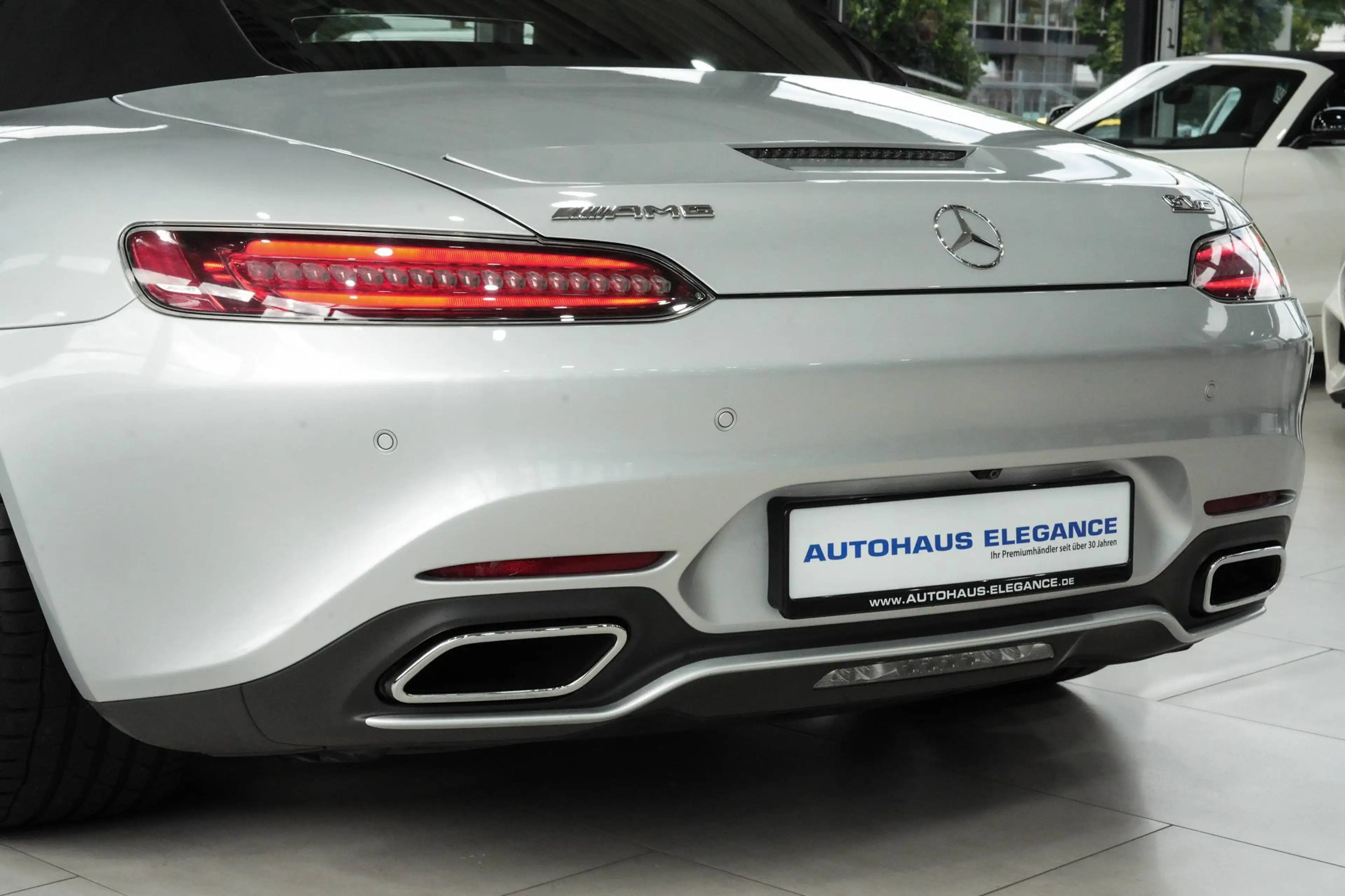 Mercedes-Benz AMG GT C Roadstar*PERF-ABGAS*MEMORY*NAPPA*KAMERA* — photo 9