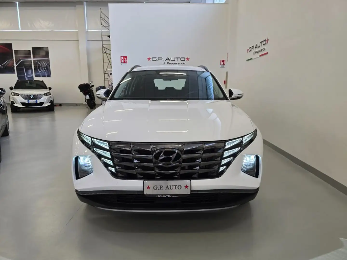 Hyundai TUCSON 1.6 CRDI XTech Blanc - 2