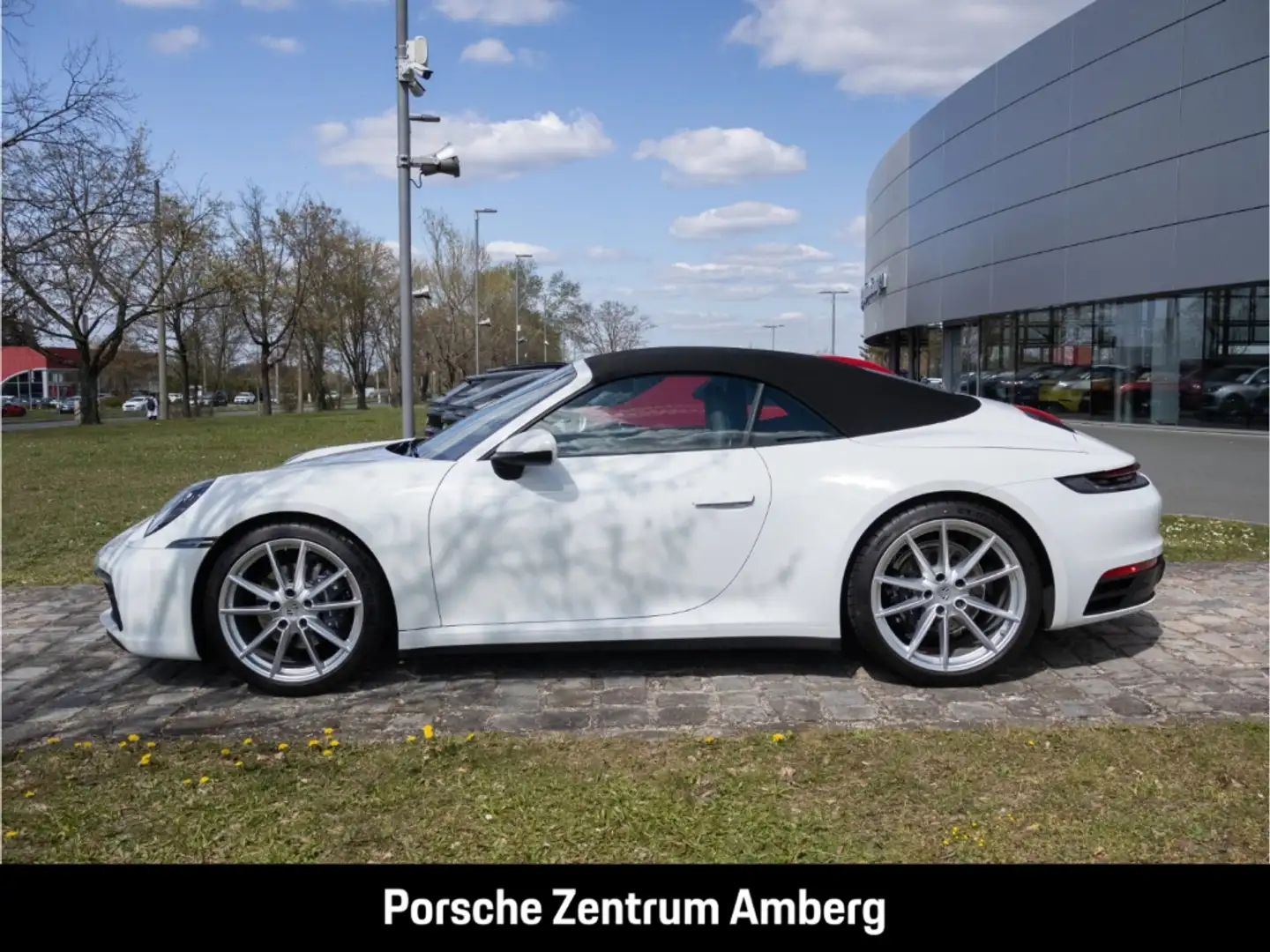Porsche 992 911 Carrera Cabriolet Sportabgas Abstandsregelung Blanc - 2