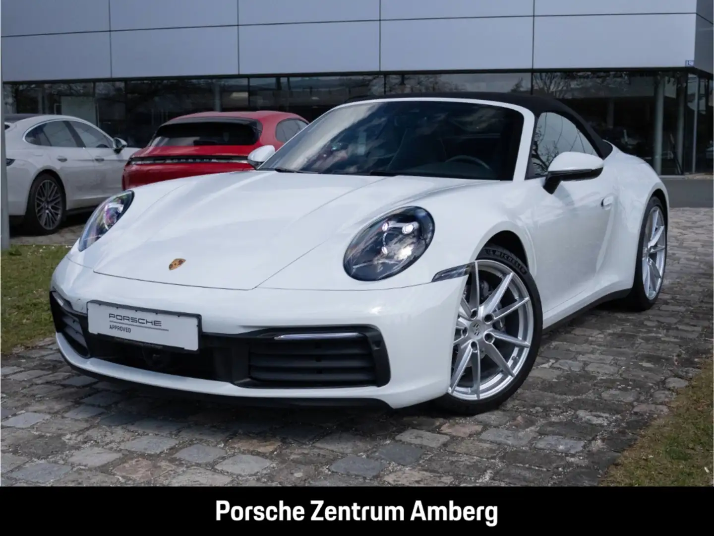 Porsche 992 911 Carrera Cabriolet Sportabgas Abstandsregelung Weiß - 1