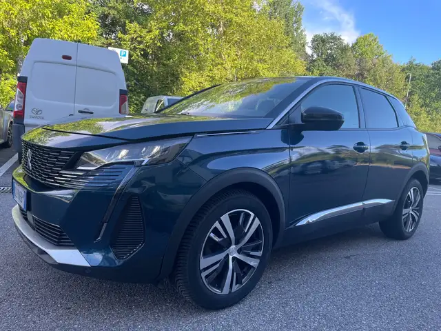 Peugeot 3008 3008 BlueHDi 130 S&S*Automatik*Navi*Solo 54000*