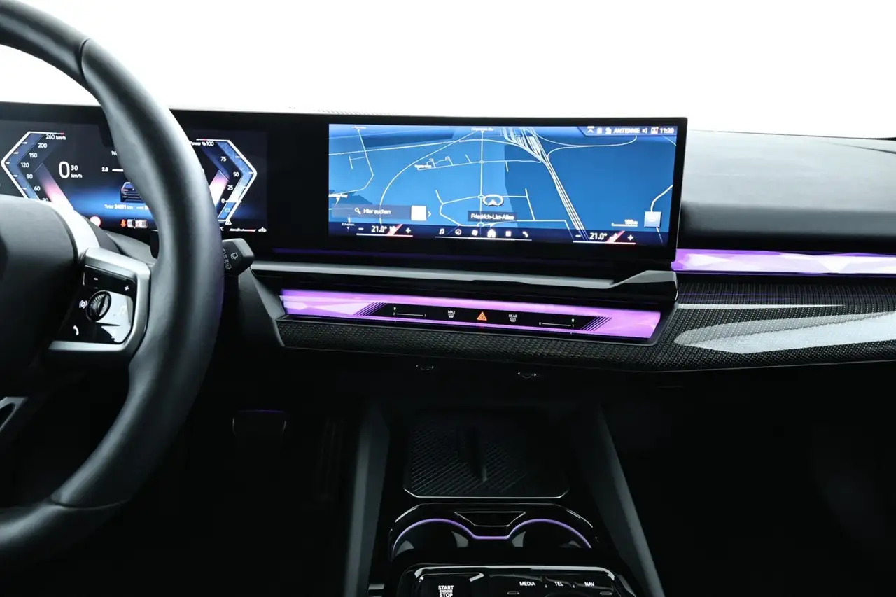 BMW 520 i M Sport Lt|Pano|HUD|PAs+360h&k|4xSH|AHK 360° ACC 11