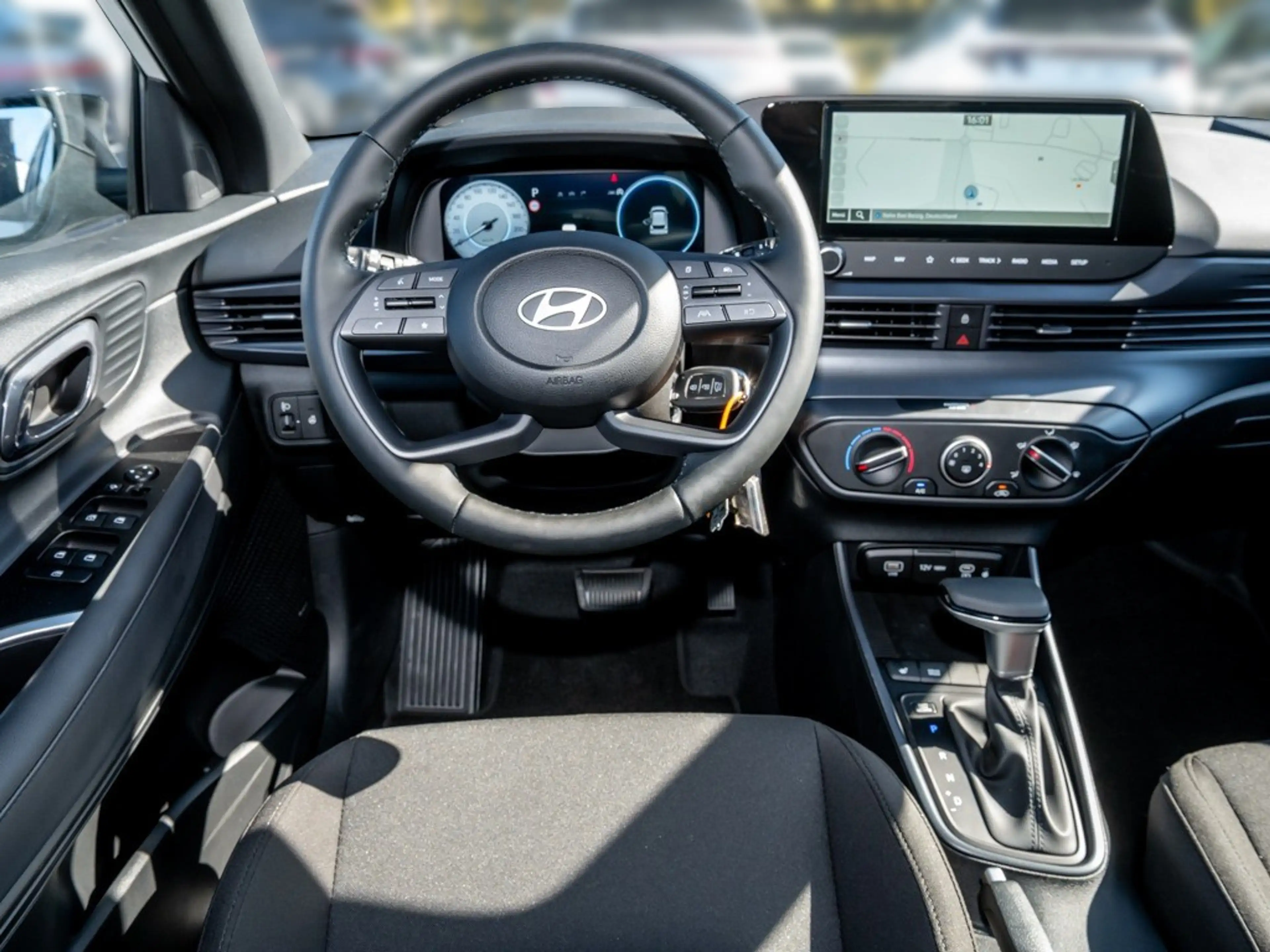 Hyundai i20 Blackline AUT Kam. KeyLess LM Navi PDC SHZ — photo 9
