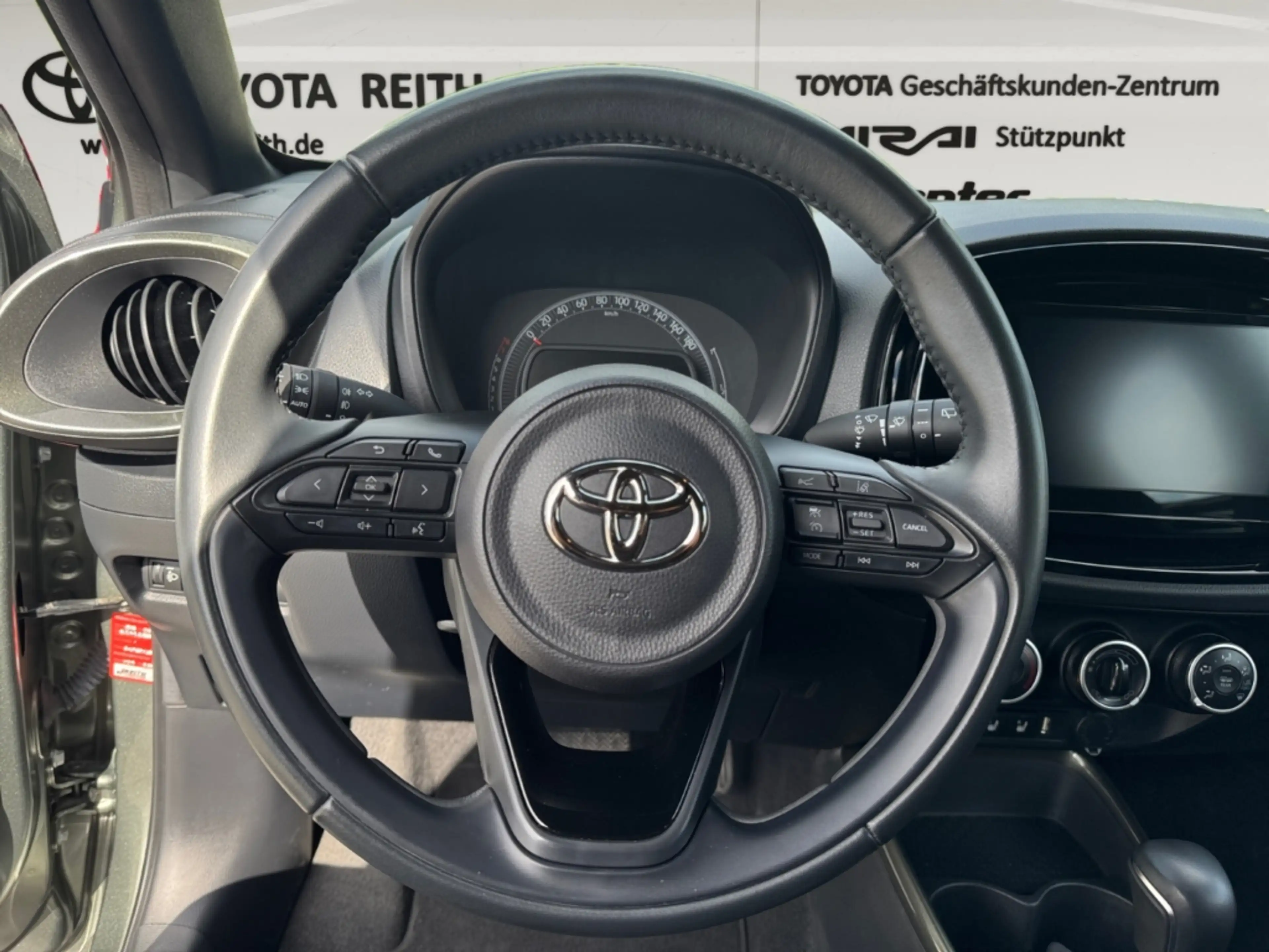 Toyota Aygo X Pulse Apple CarPlay Android Auto Musikstreaming DA — photo 12