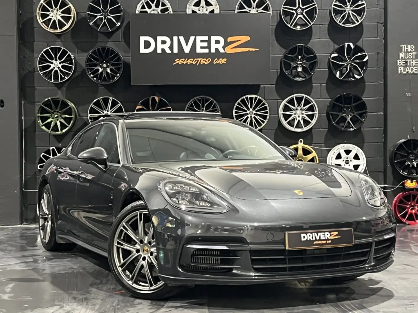 Porsche Panamera 4 e-Hybrid Sport Turismo Gris - 1