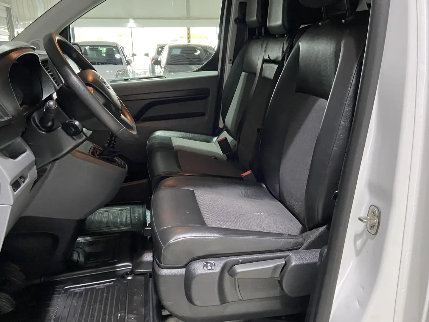 Toyota Proace Worker 2.0 D-4D Cool Comfort Long | Betimmering | Blanc - 2