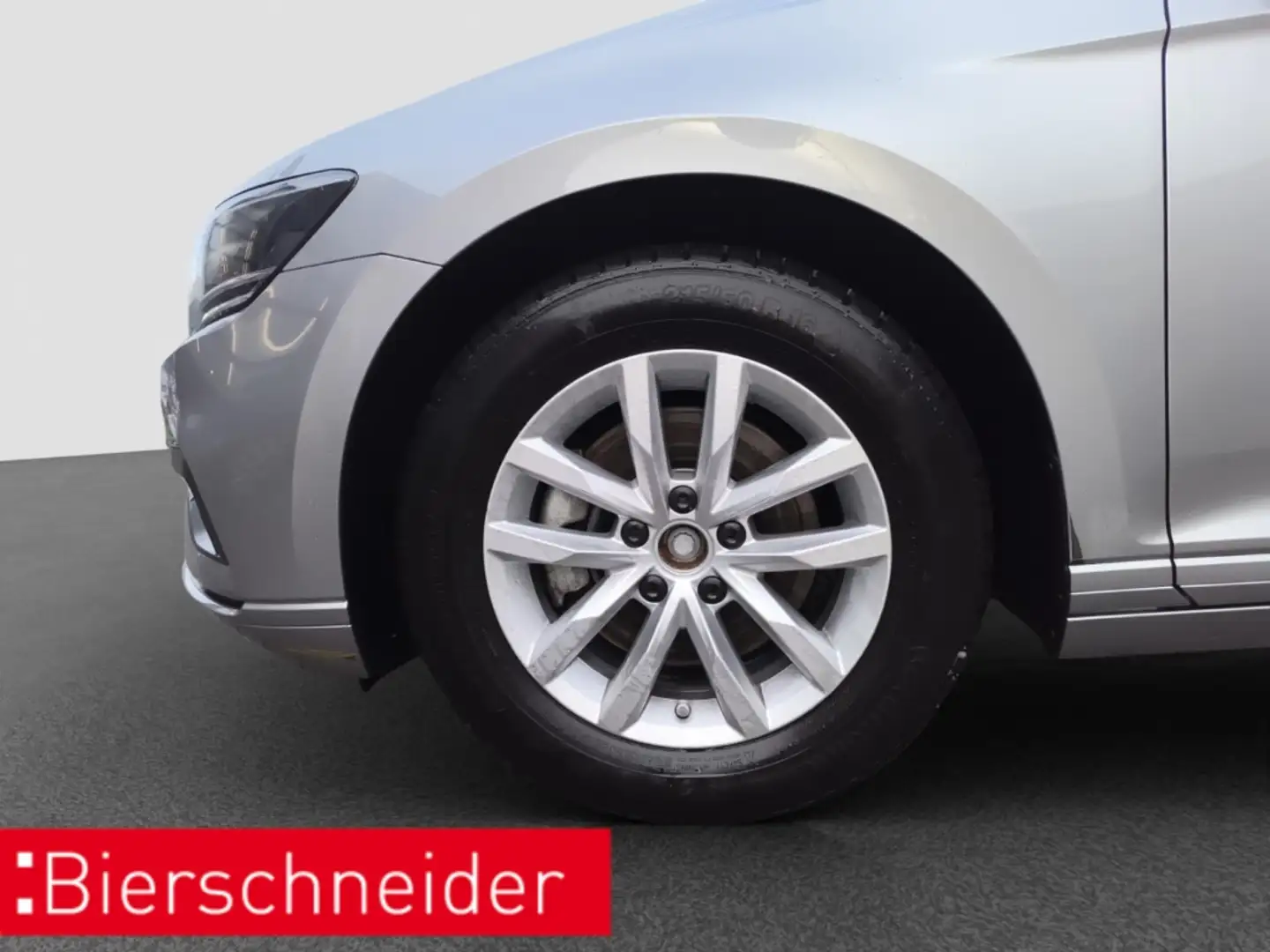 Volkswagen Passat Variant 1.5 TSI DSG NAVI LED KEYLESS Argent - 2