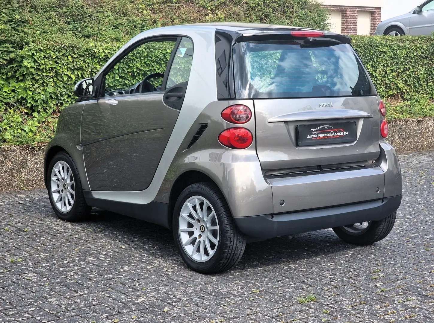 smart forTwo FORTWO MHD TURBO*PASSION*SERVO*AUTOM*KLIMA*SH Gris - 2