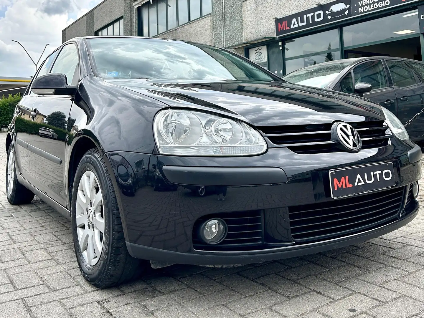 Volkswagen Golf Golf 5p 1.6 Comfortline Schwarz - 2