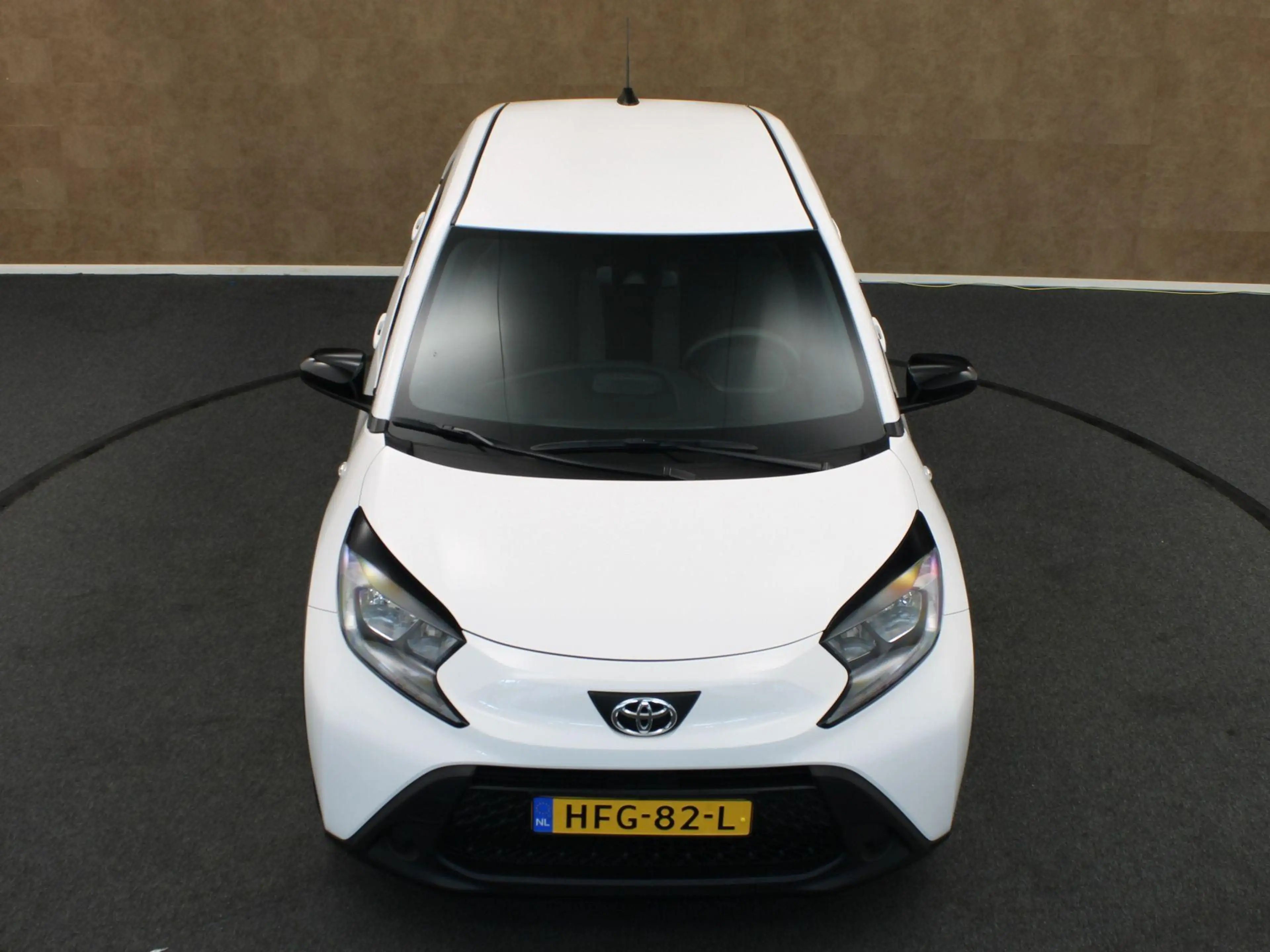 Toyota Aygo X 1.0 VVT-i S-CVT Play - ORIGINEEL NEDERLANDSE AUTO — photo 15