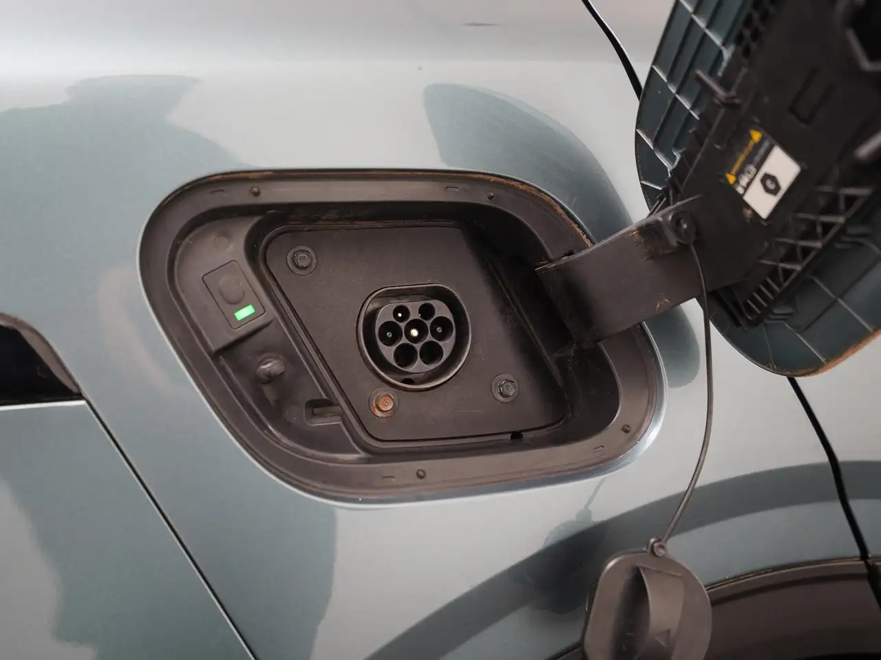 Kia Sportage 1.6 T-GDi Plug-in Hybrid AWD DynamicLine Trekhaa, миниатюра 30