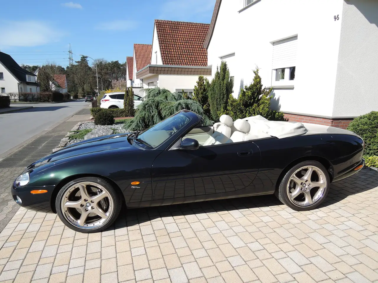 Jaguar XK8 Cabriolet, foto 3