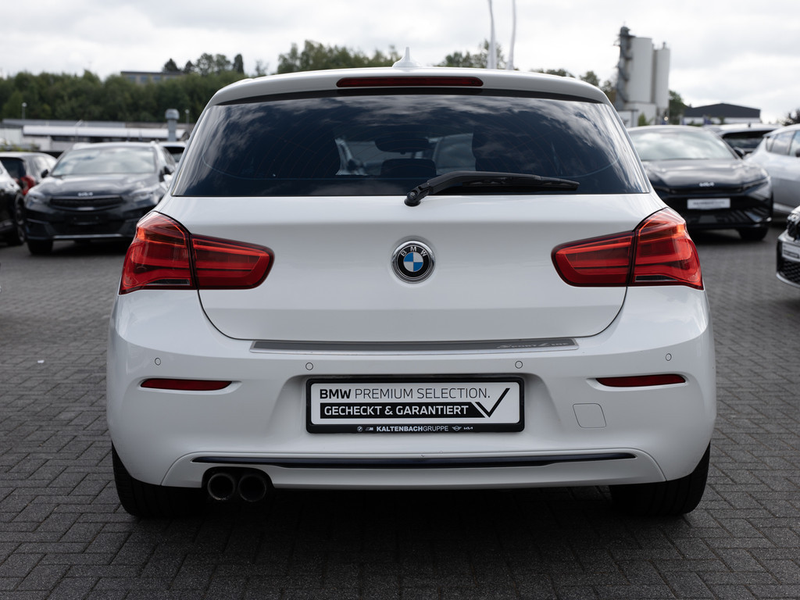 BMW 120 i Sport Line NAVI SITZHEIZUNG PDC KLIMA — photo 7