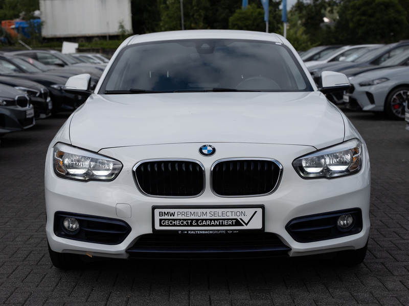 BMW 120 i Sport Line NAVI SITZHEIZUNG PDC KLIMA — photo 3