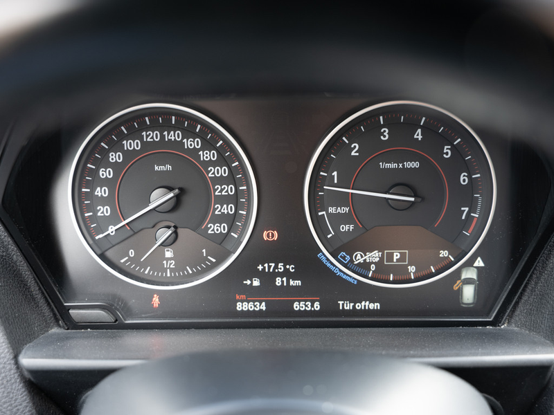 BMW 120 i Sport Line NAVI SITZHEIZUNG PDC KLIMA — photo 15