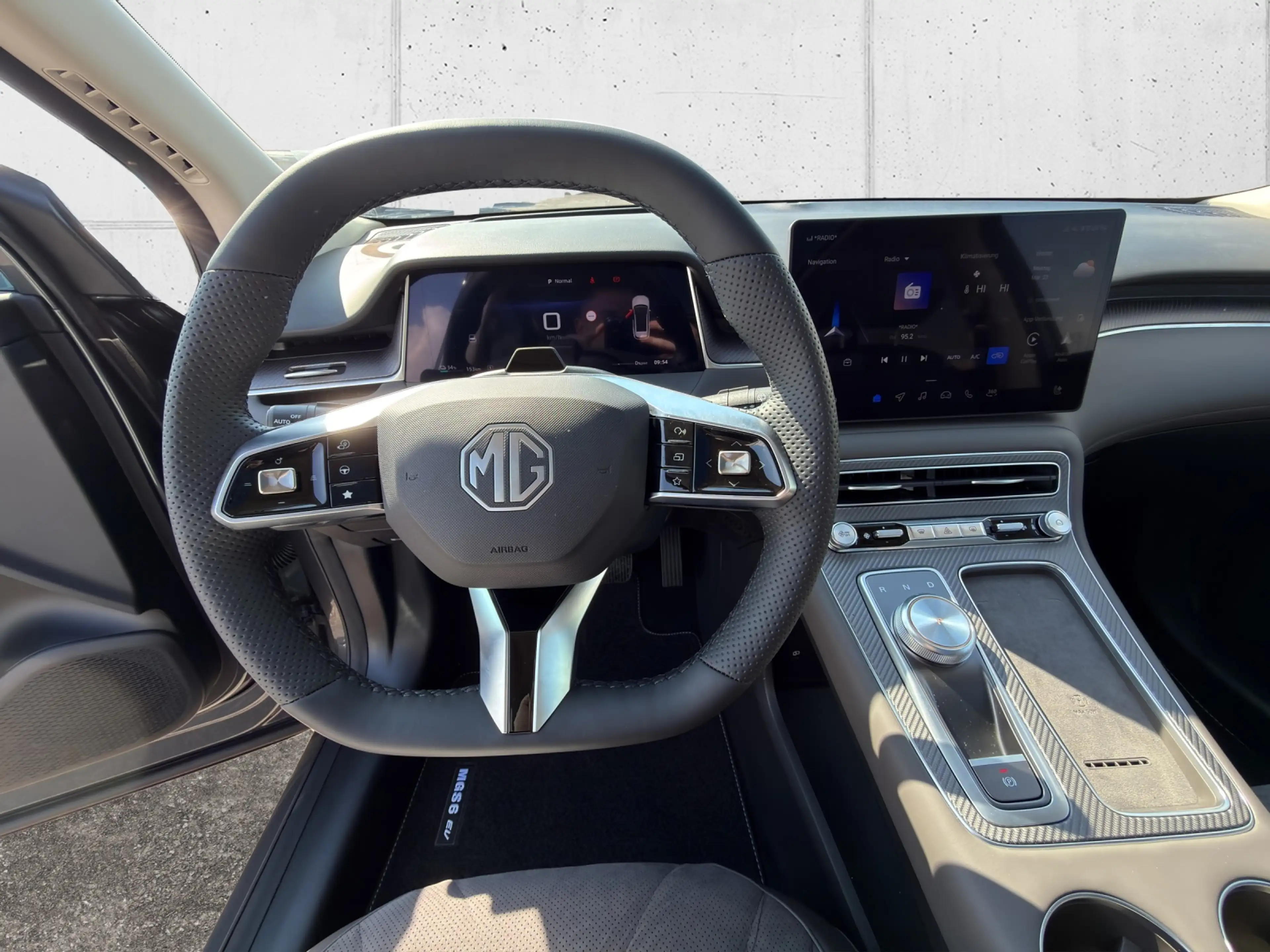 MG MGS6 EV MG S6 EV Luxury AWD 77 kWh 485 km 5t. — photo 8