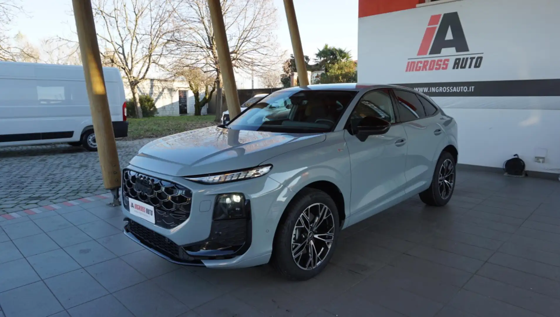 Audi Q3 SPB TDI 110 kW S tronic S Line edition Grigio - 1