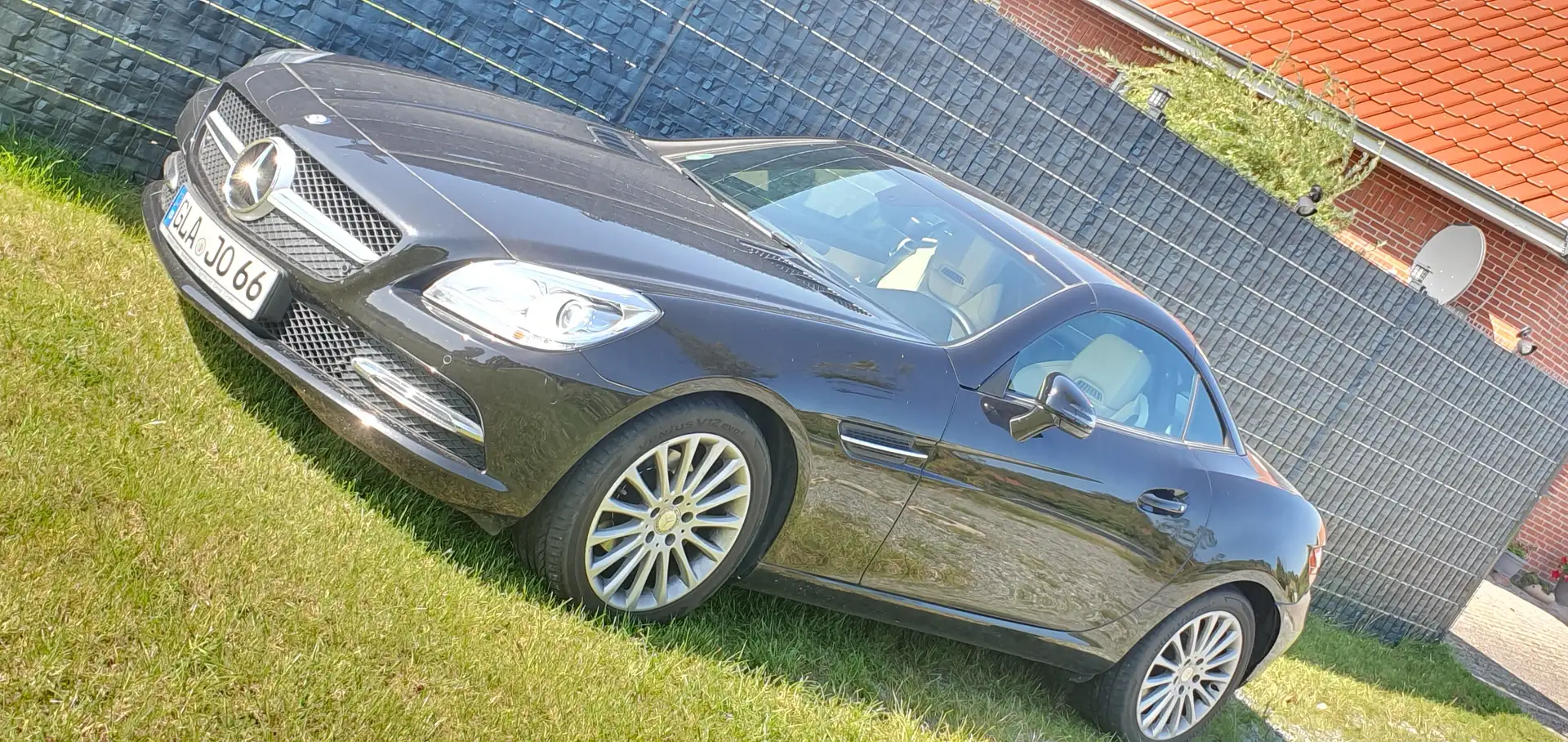 Mercedes-Benz SLK 200 (BlueEFFICIENCY) Negro - 2