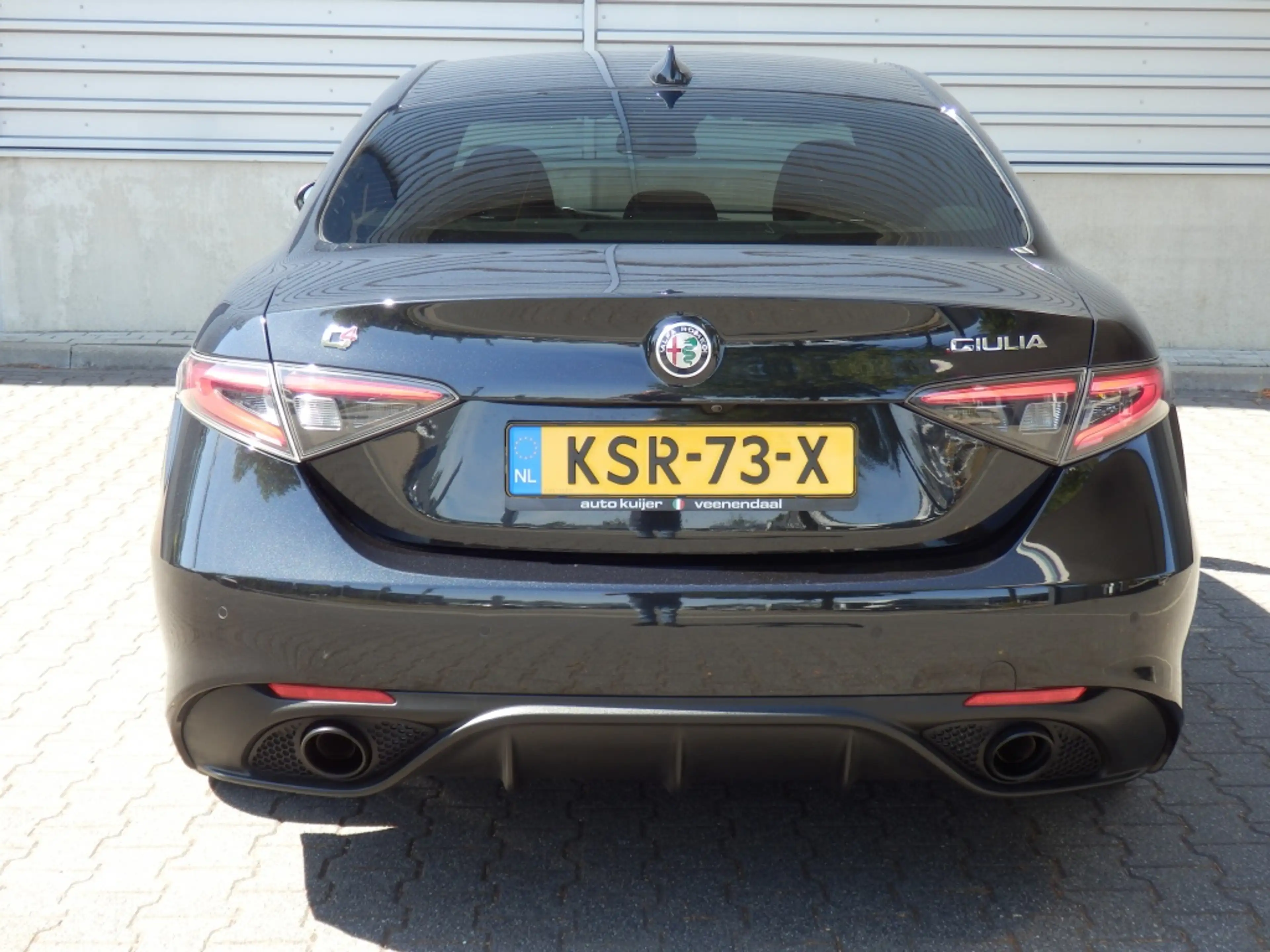 Alfa Romeo Giulia 2.0 T GME AWD Veloce — photo 5
