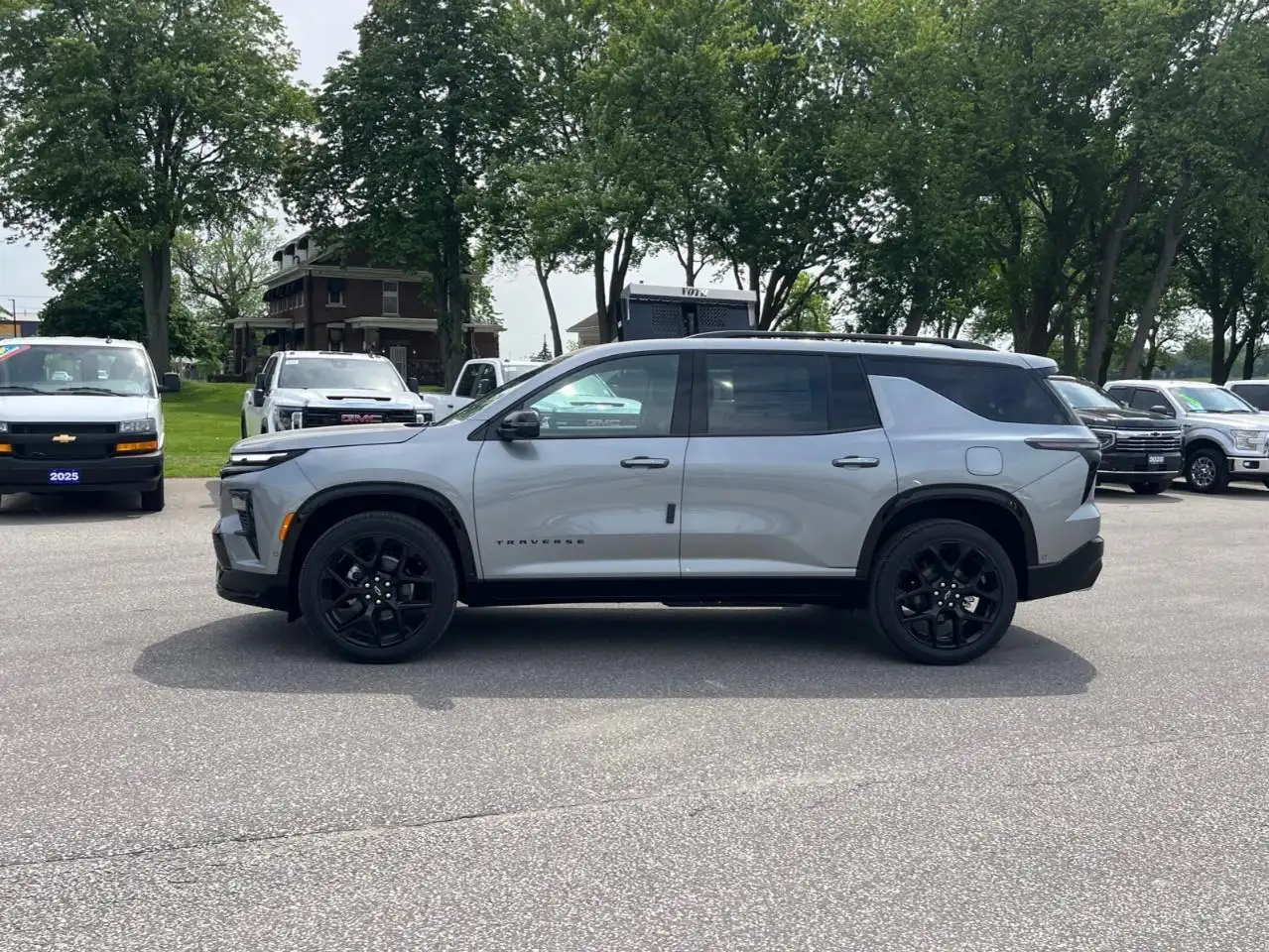 Chevrolet Traverse photo Chevrolet Traverse