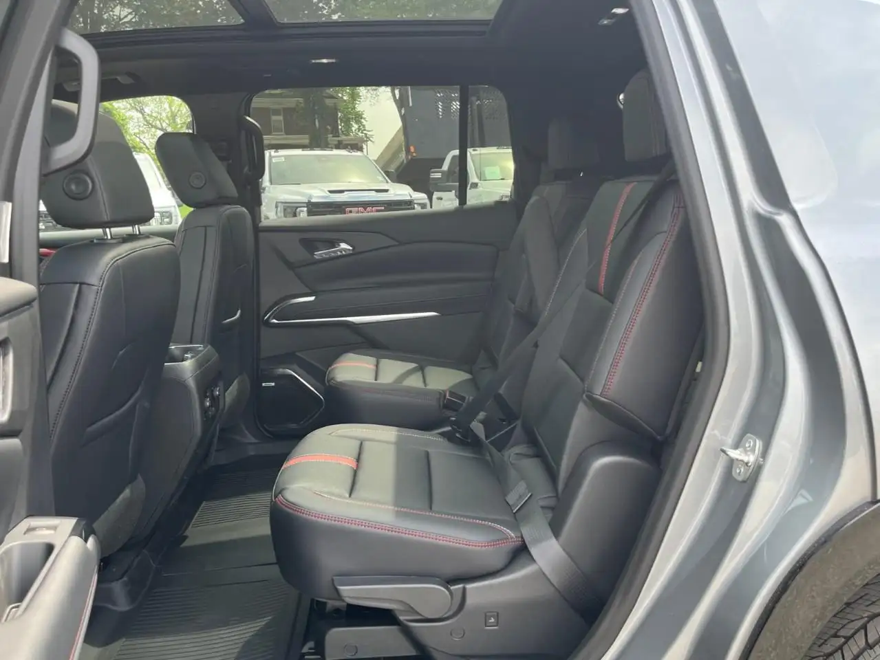 Chevrolet Traverse photo Chevrolet Traverse