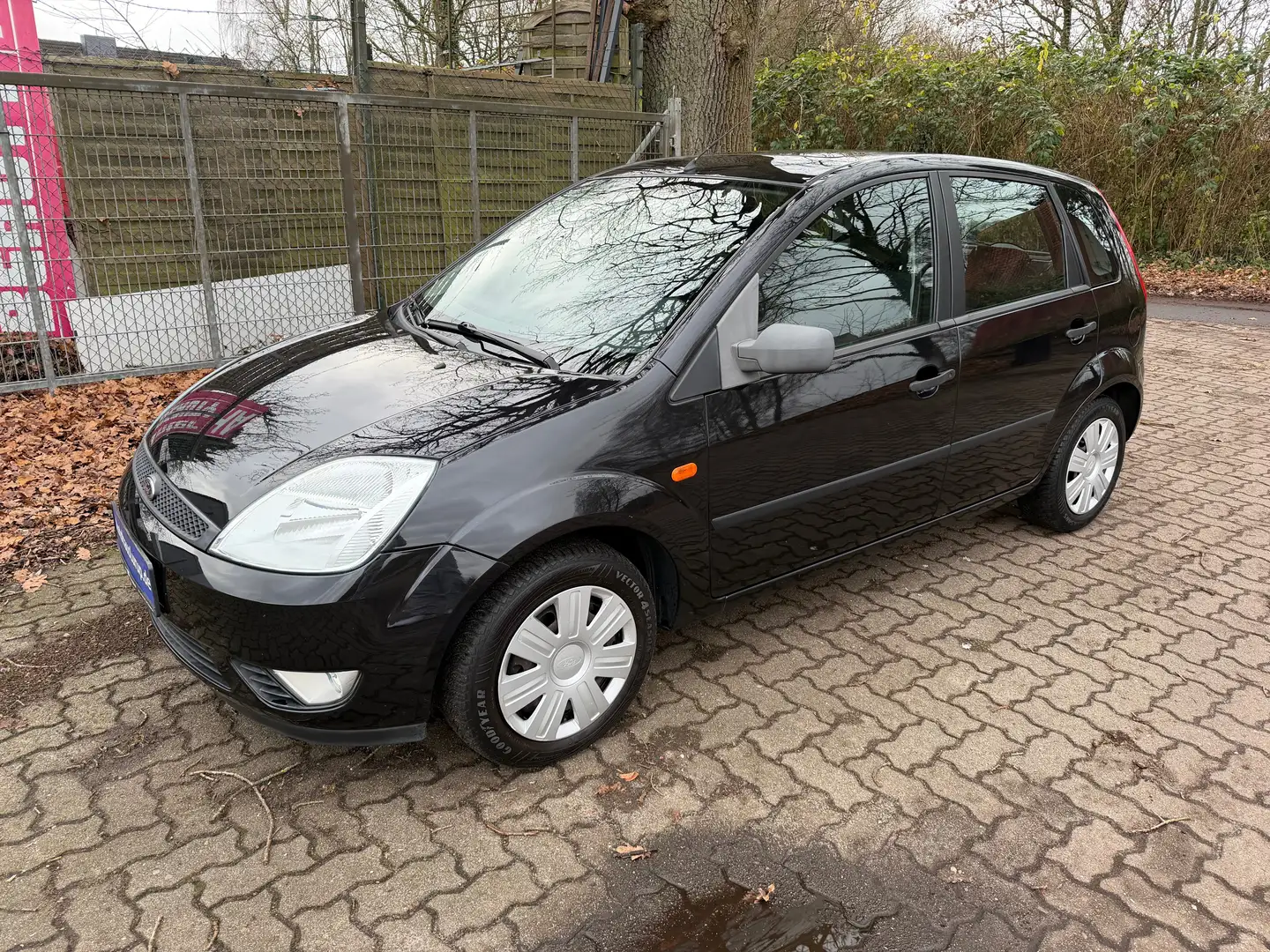 Ford Fiesta Trend+Tüv/Au Neu+1. Hand Blau - 1