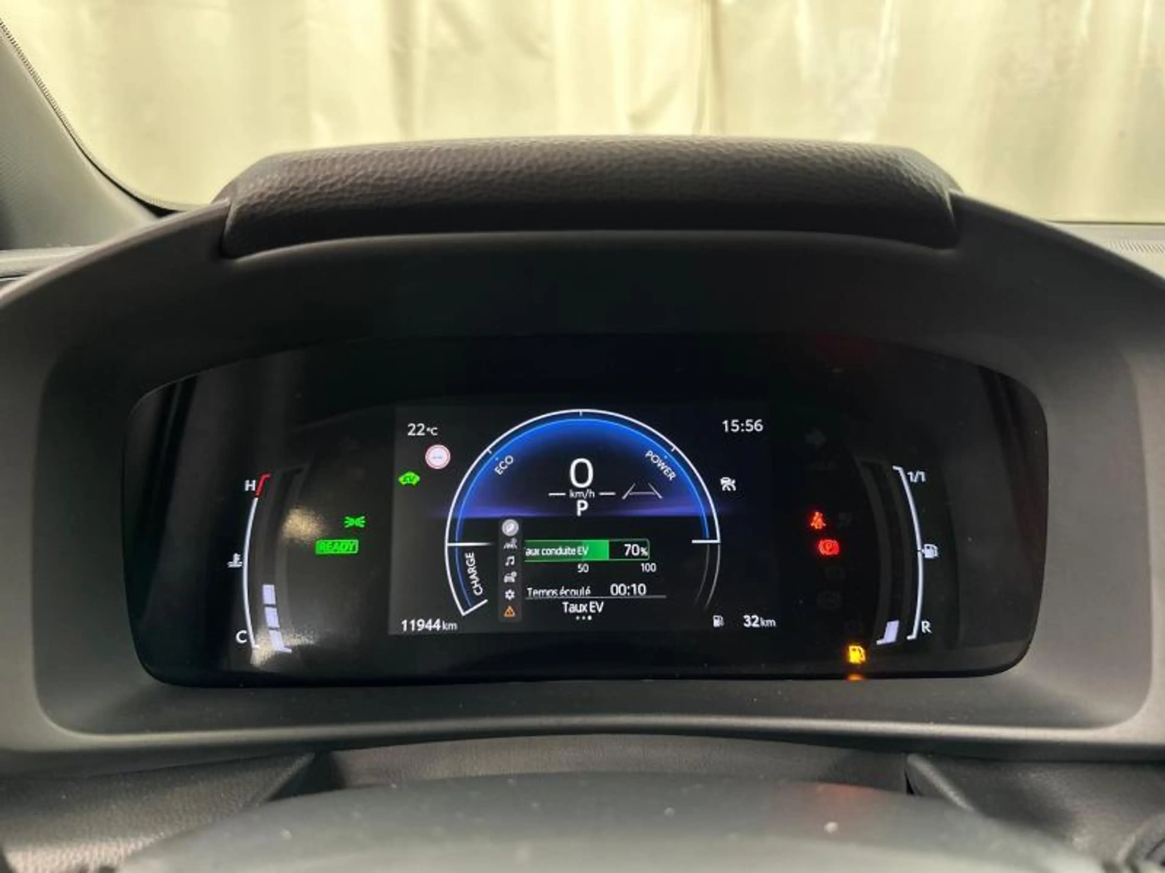 Toyota C-HR 140hp HEV C-HR | carplay | camera — photo 12
