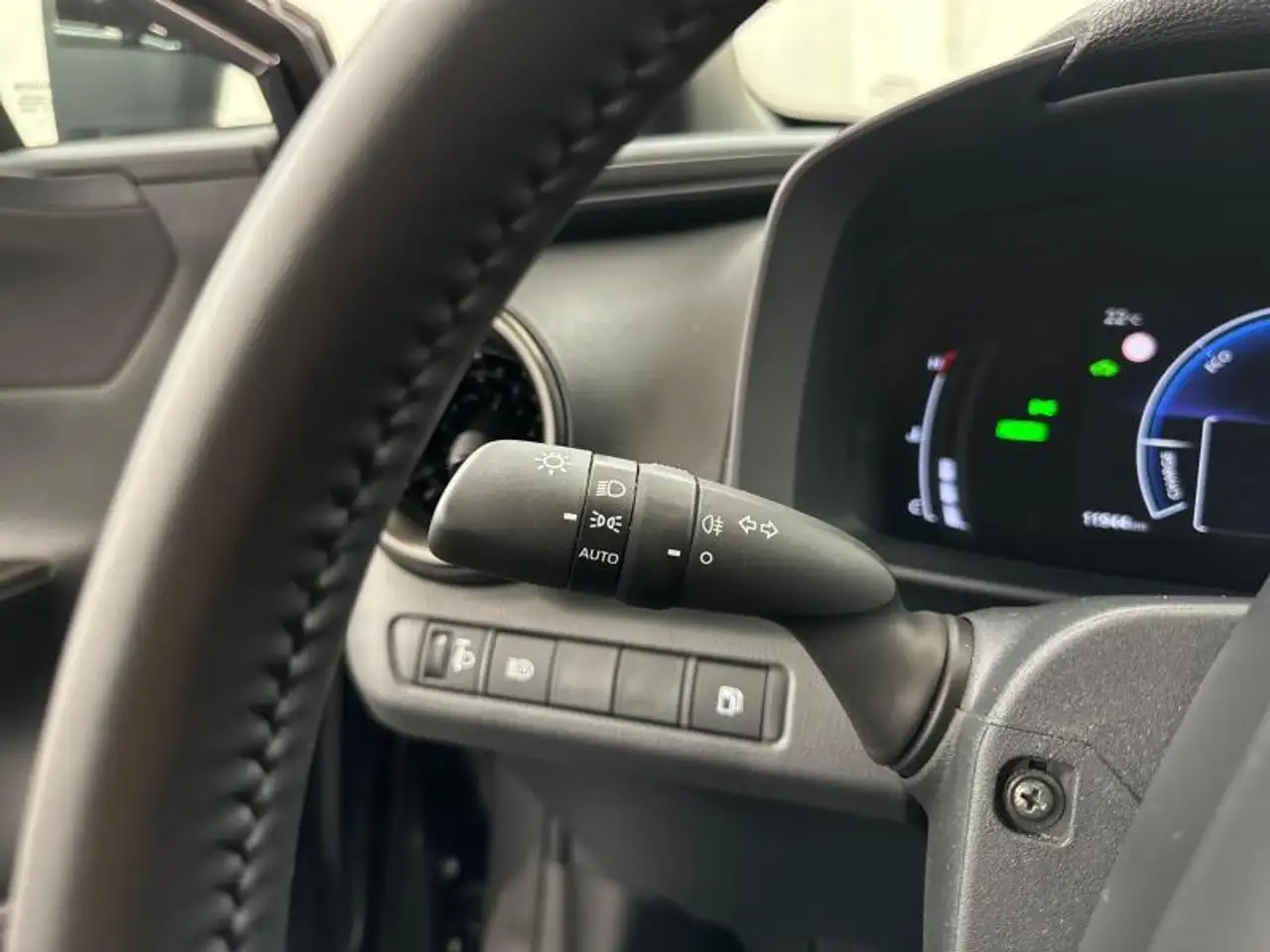 Toyota C-HR 140hp HEV C-HR carplay camera, миниатюра 22