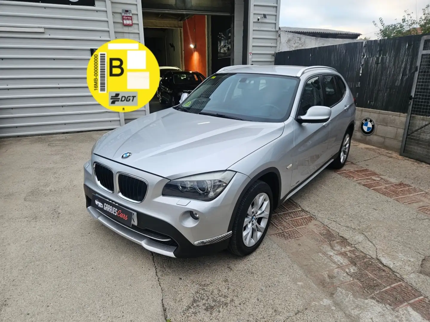 BMW X1 xDrive 20d Gris - 1