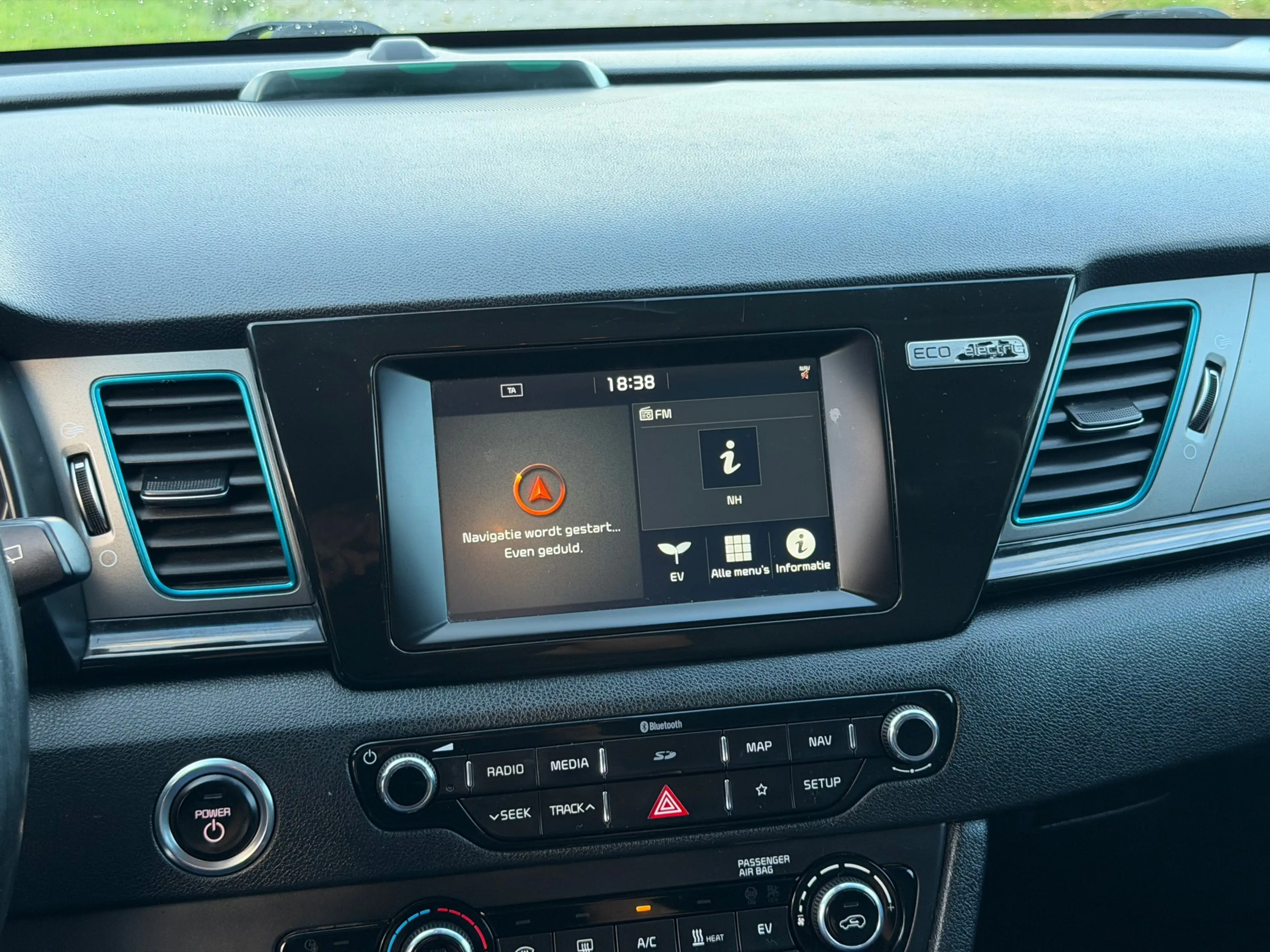 Kia e-Niro DynamicLine 64 kWh/automaat/ rijstrookdetectie/ ca — photo 14