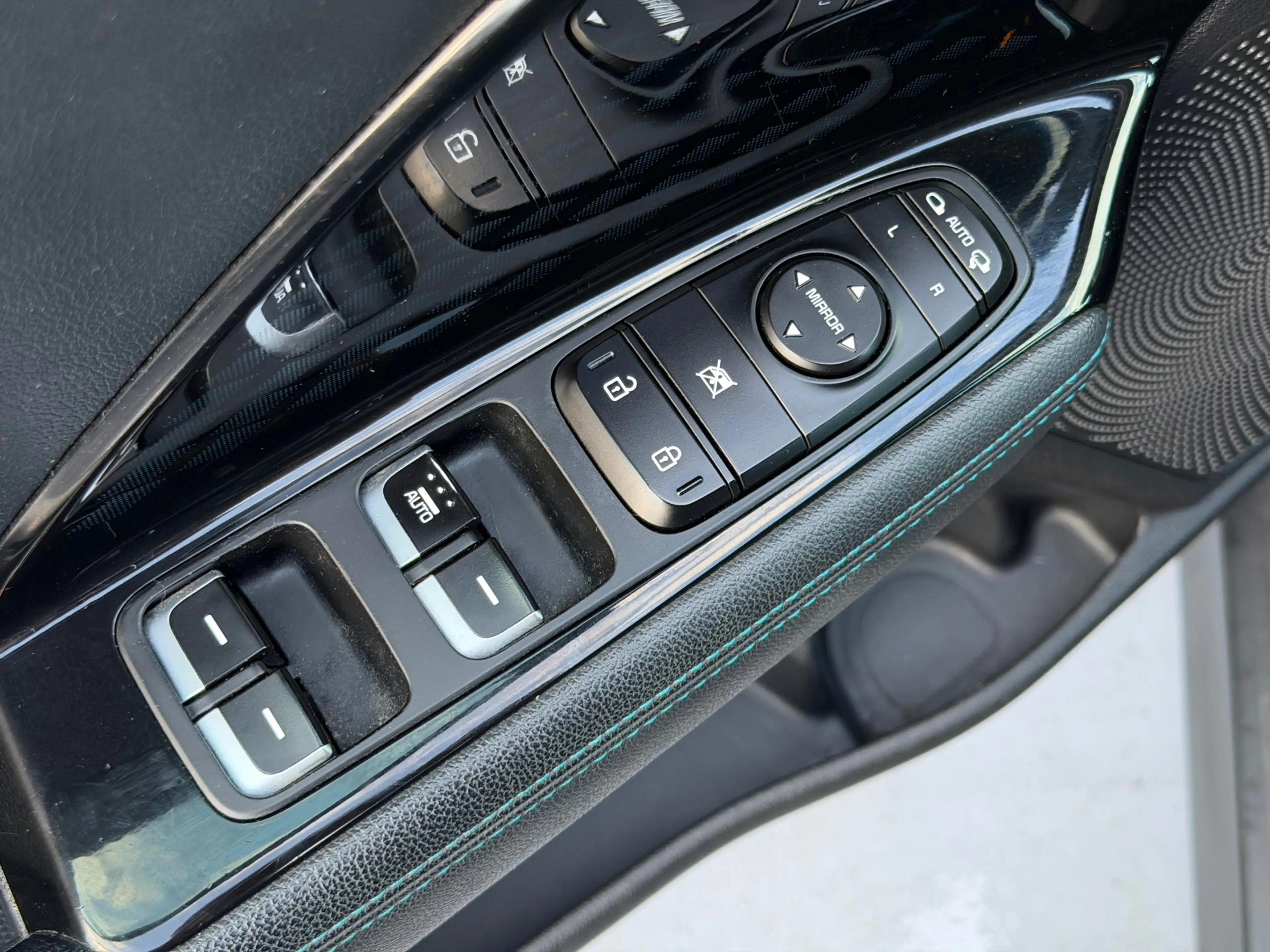 Kia e-Niro DynamicLine 64 kWh/automaat/ rijstrookdetectie/ ca — photo 10