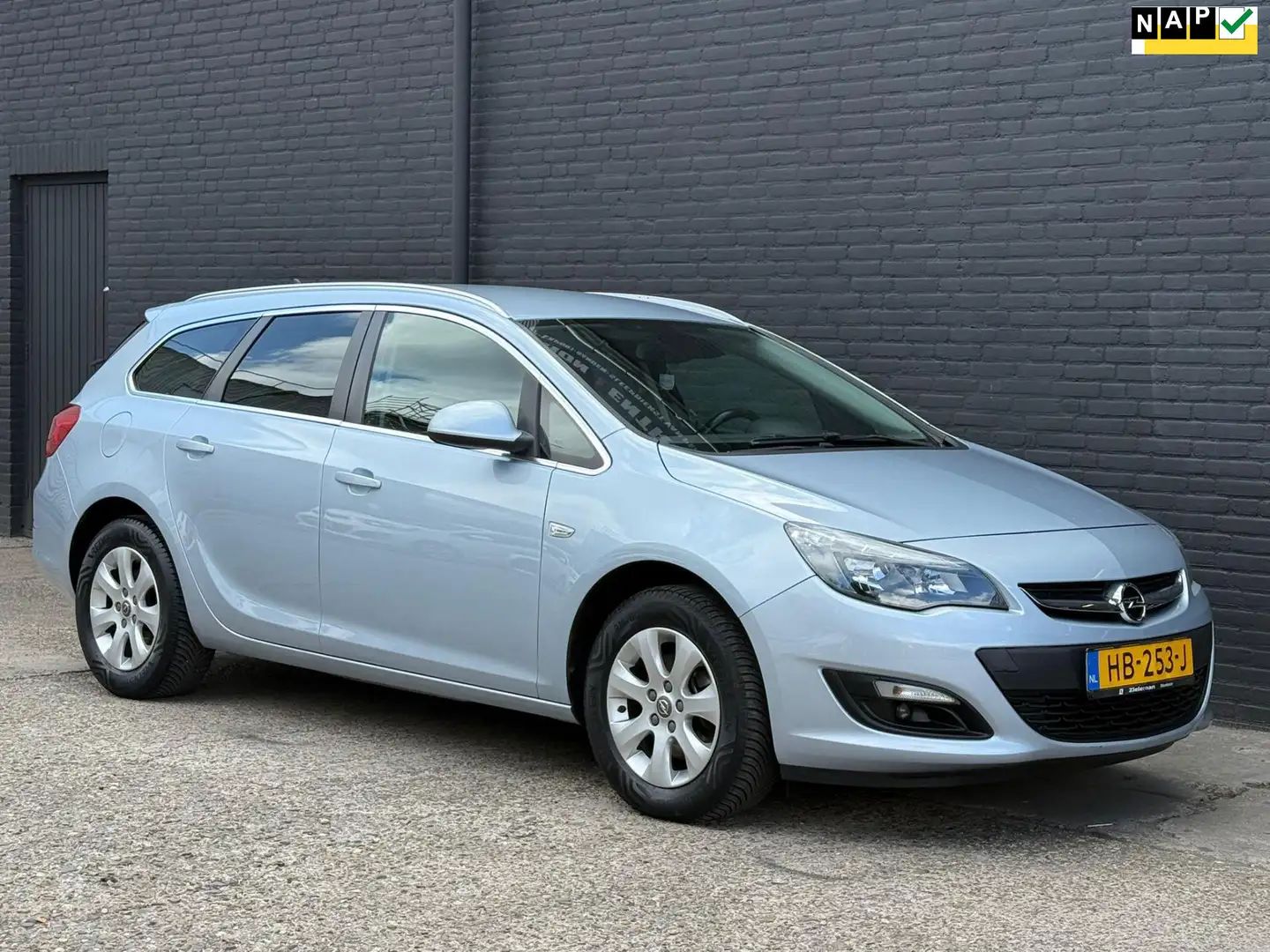 Opel Astra Sports Tourer 1.6 CDTi Blitz AIRCO | CRUISE | ELEK Gris - 1