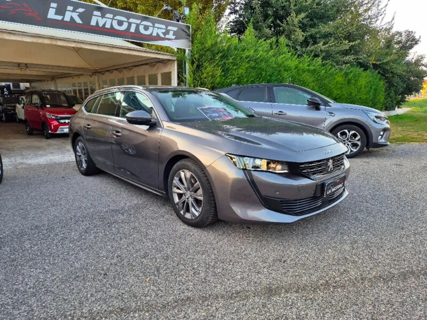 Peugeot 508 508 BlueHDi 130 Stop&Start SW Business Grau - 2