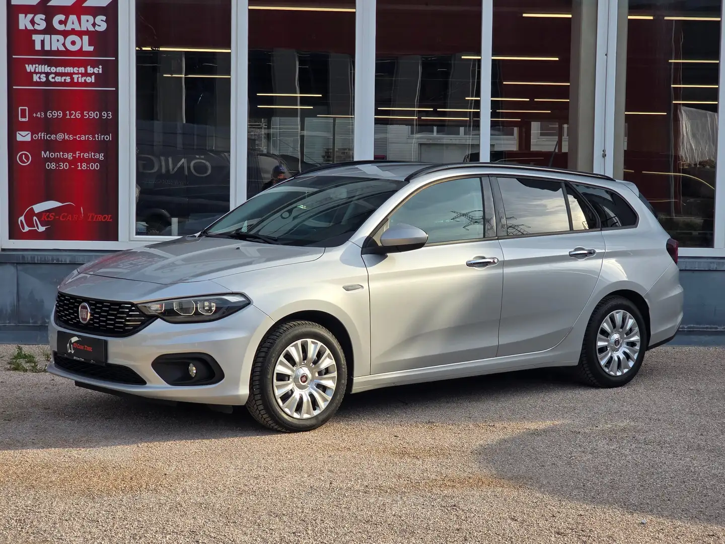 Fiat Tipo Business 120 Lounge Silber - 1