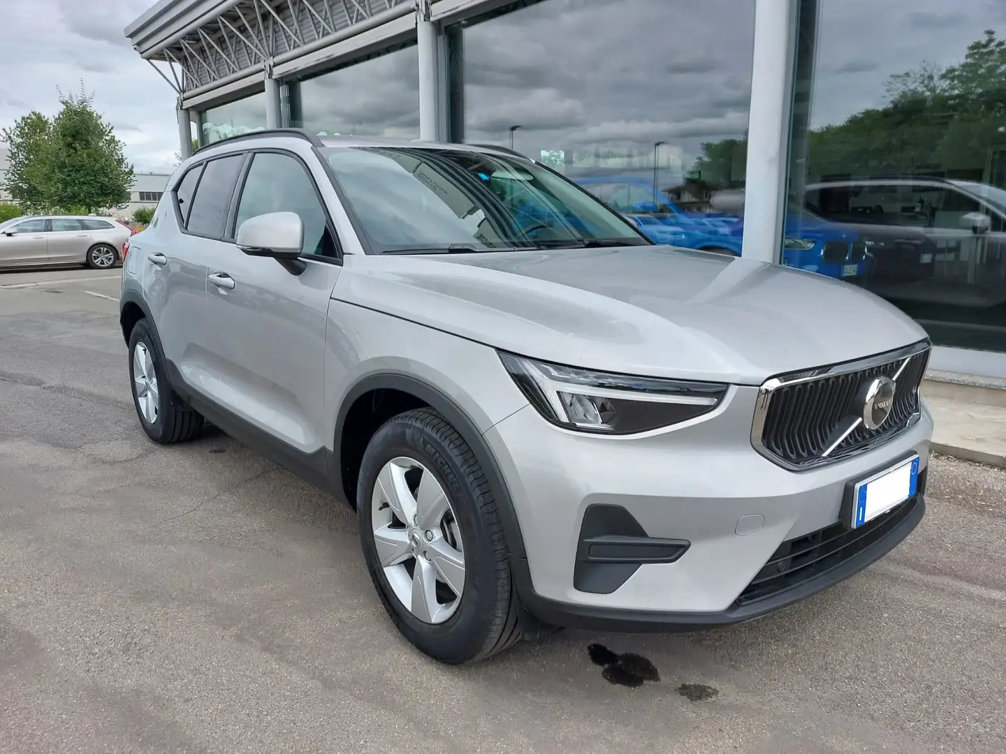 Volvo XC40 XC40 1.5 t2 Essential auto Grigio - 1