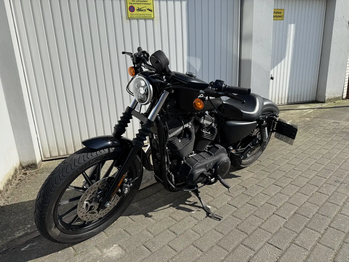 Harley-Davidson Sportster 883 - 2